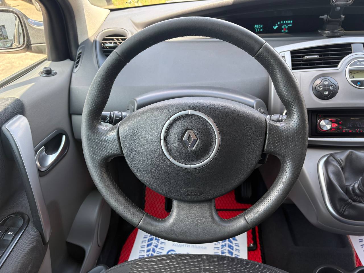 Renault-9