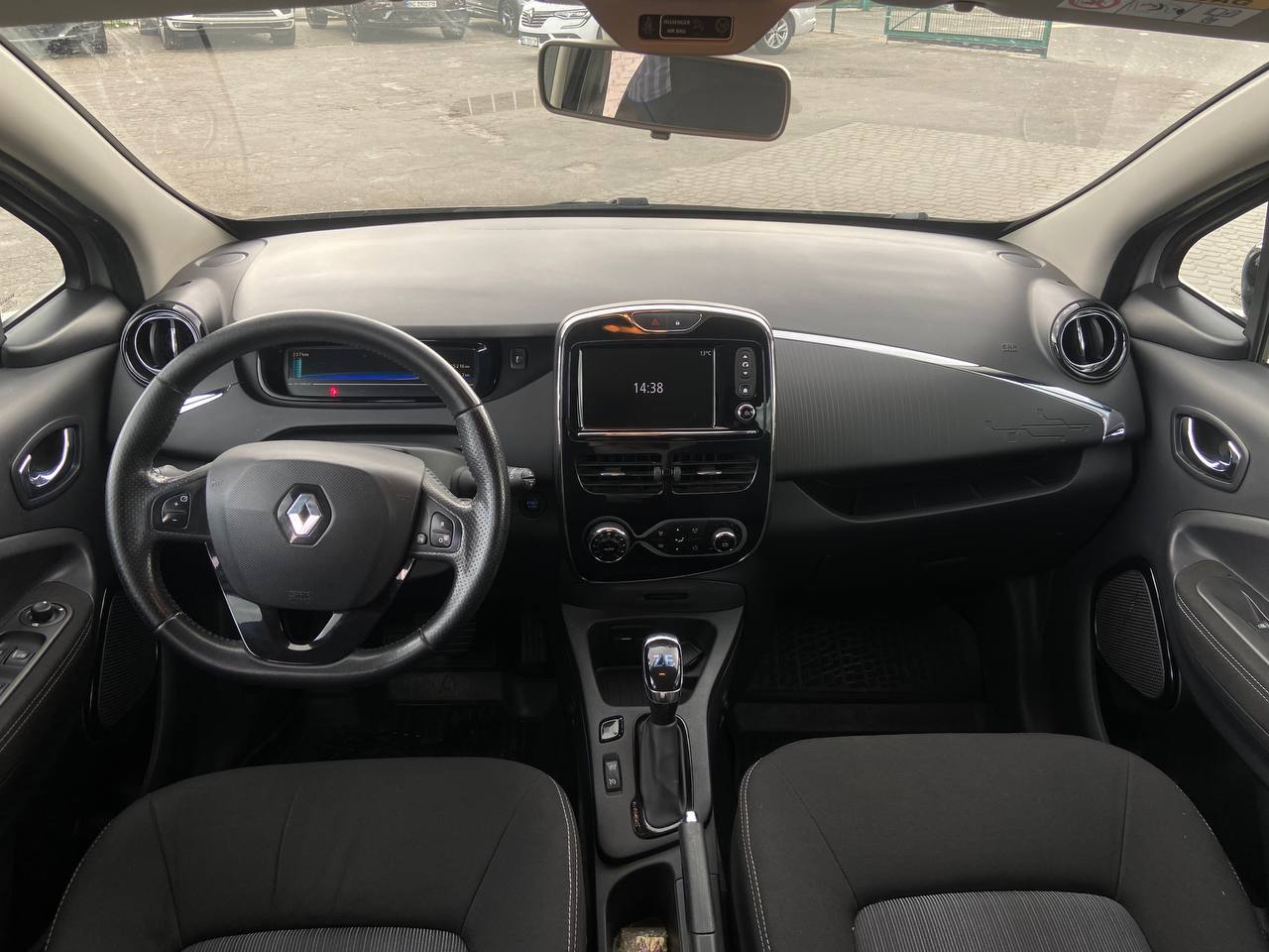 Renault-9