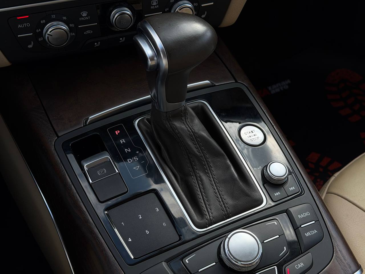 Audi-22