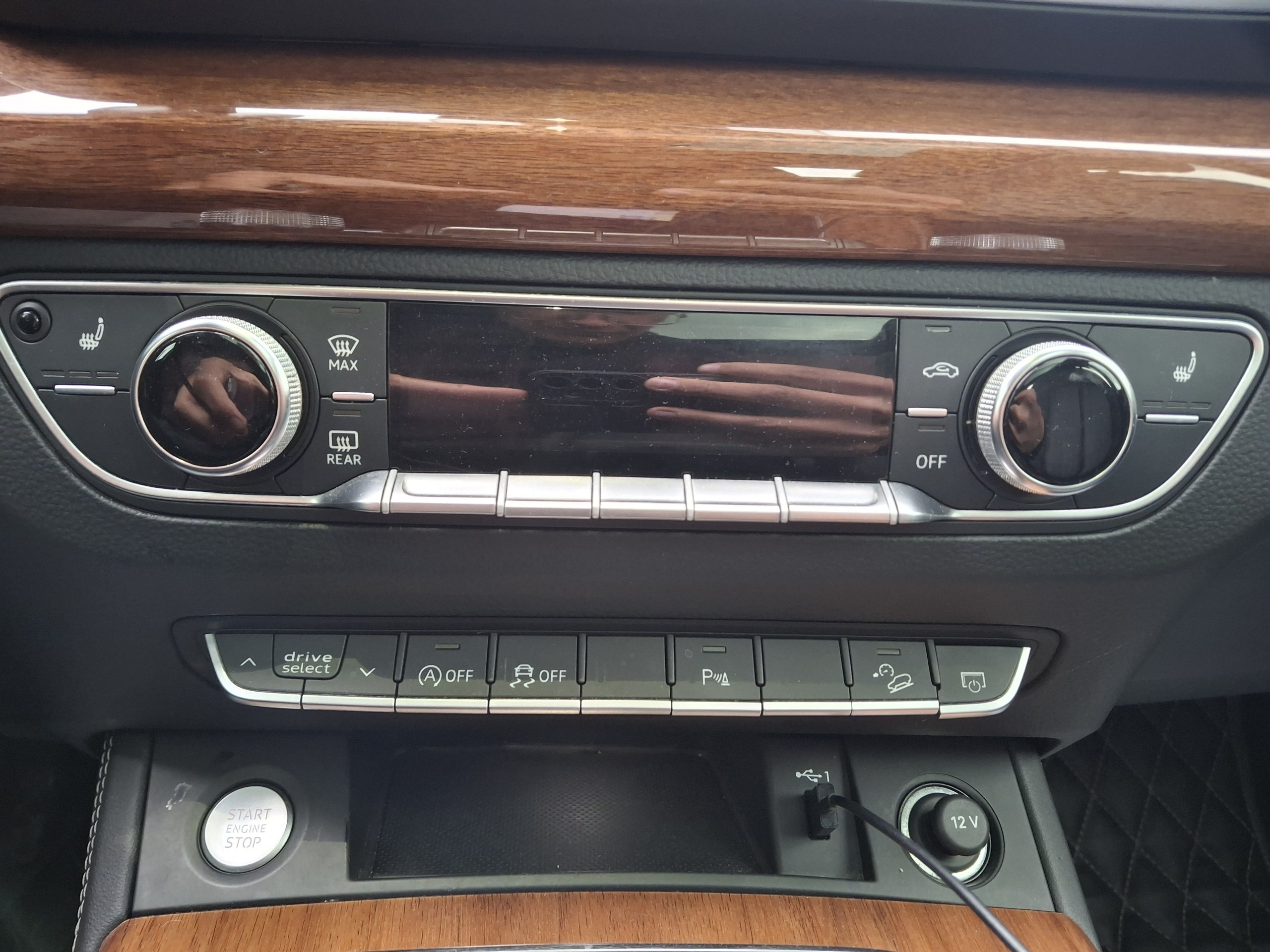 Audi-1