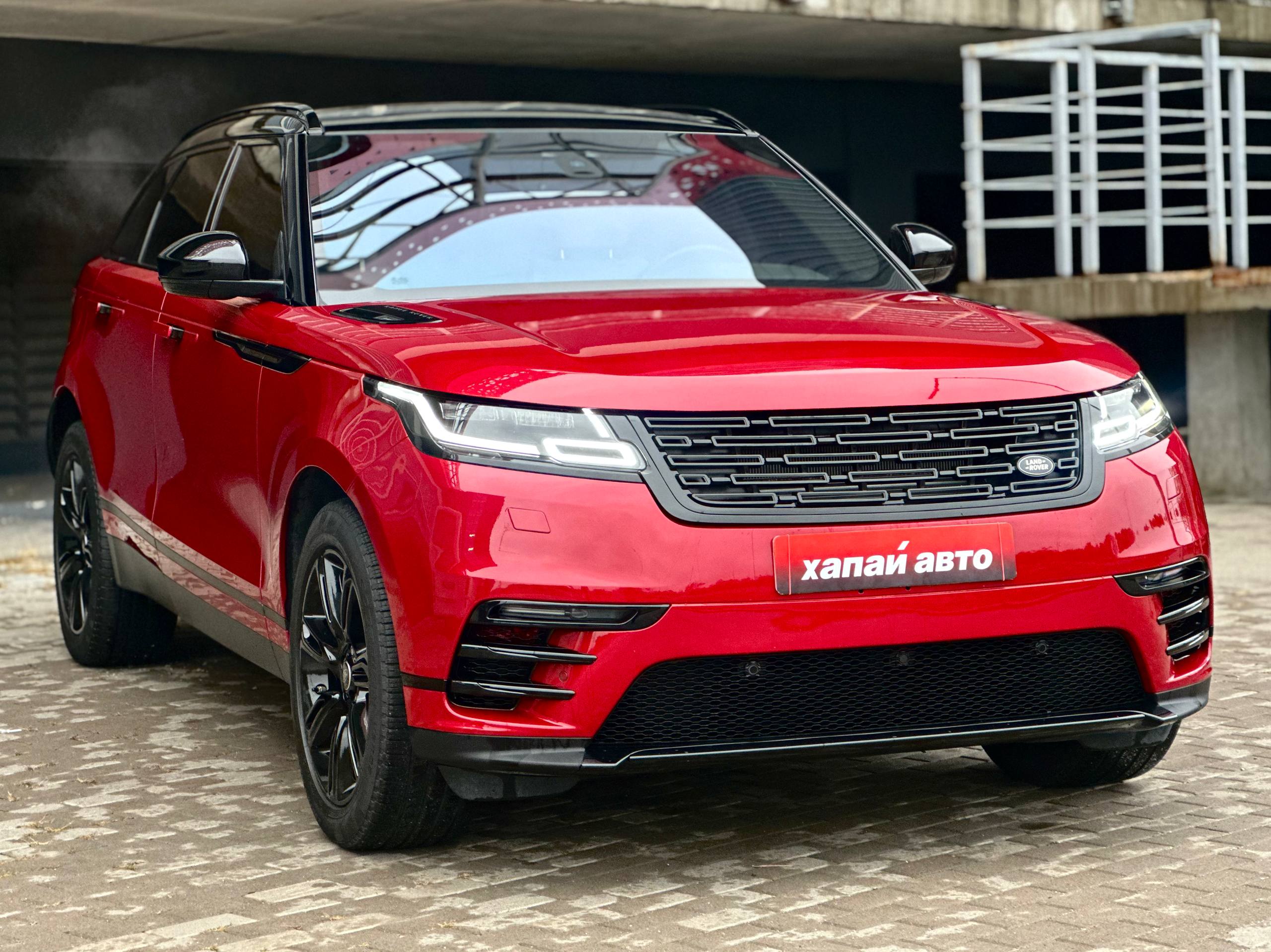 Land Rover-1