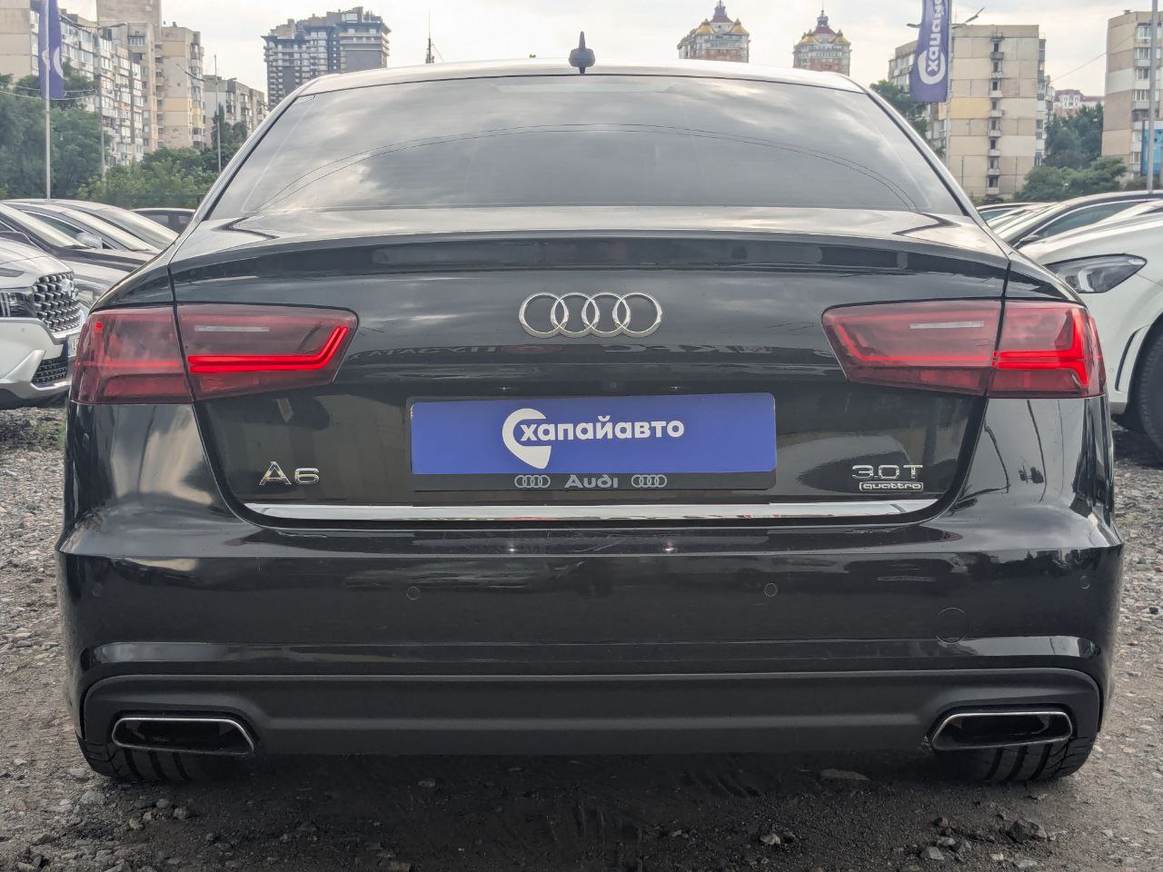 Audi-30