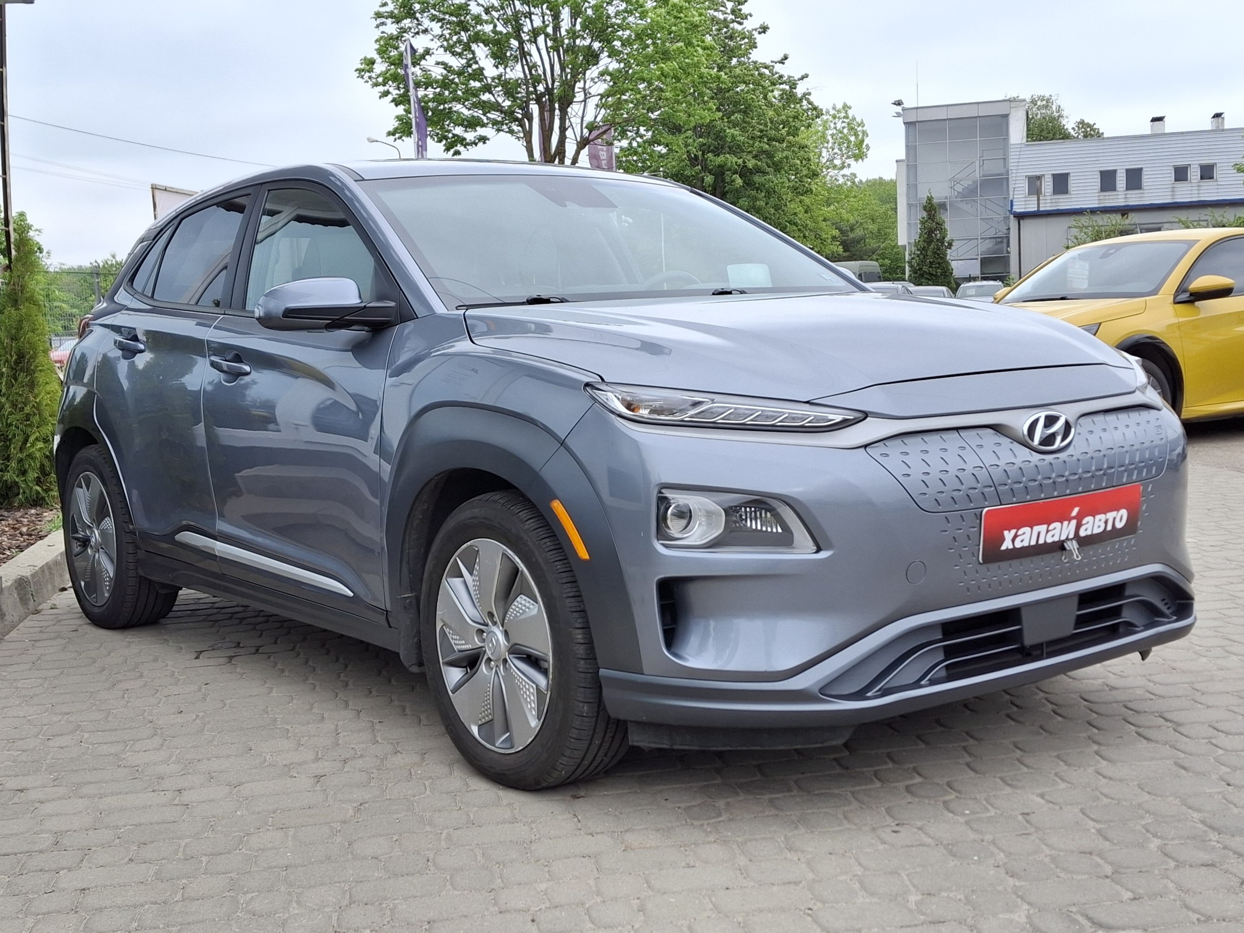 Hyundai-12