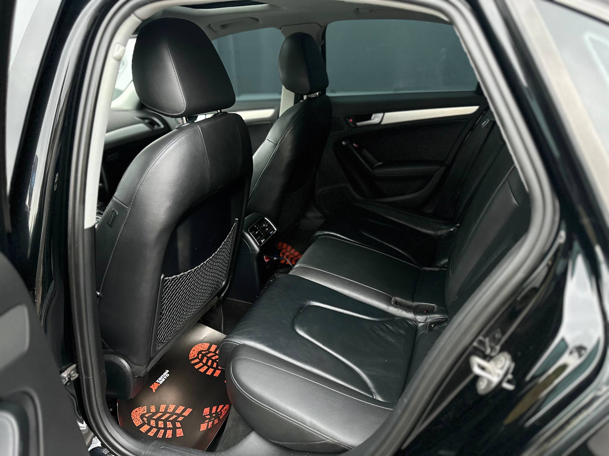 Audi-0