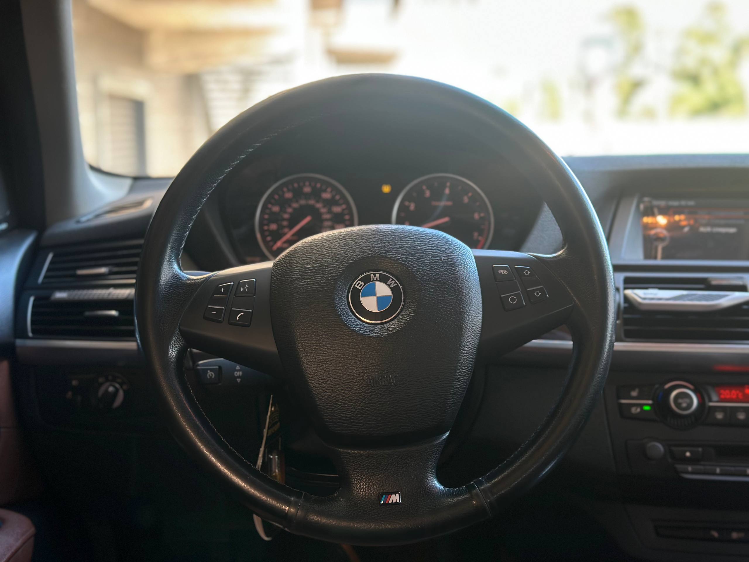 BMW-9