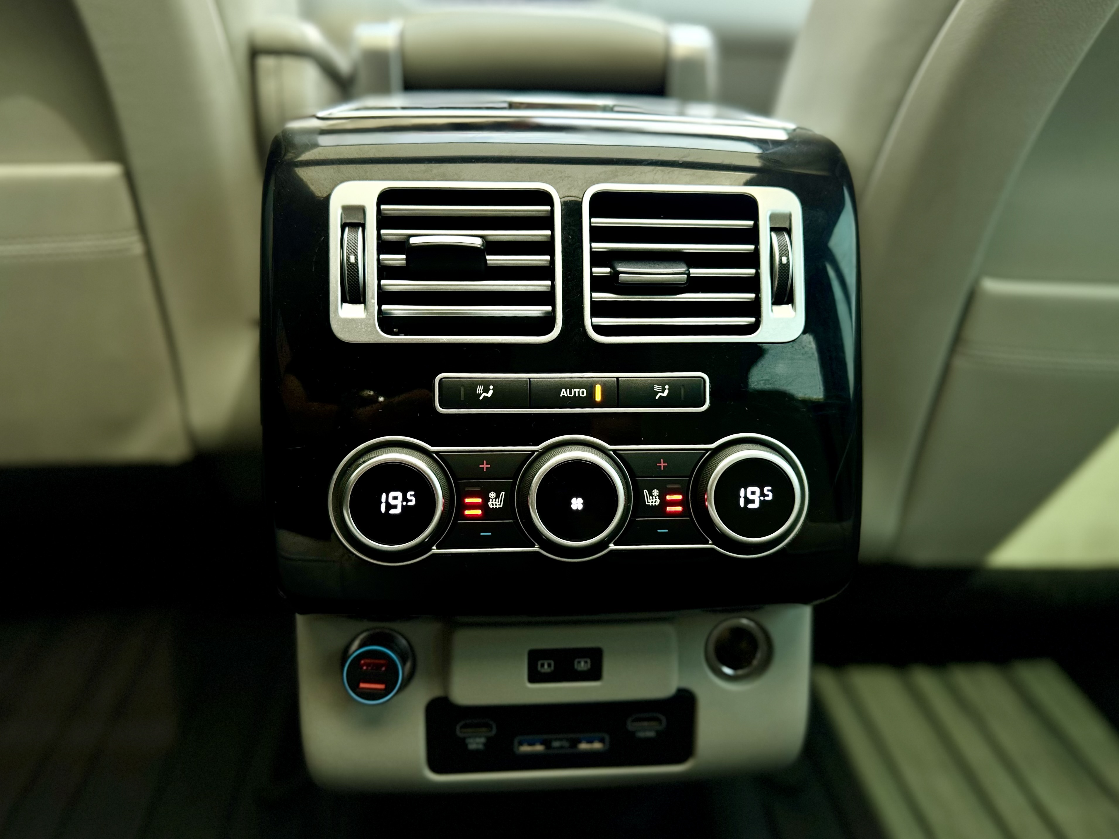Land Rover-2