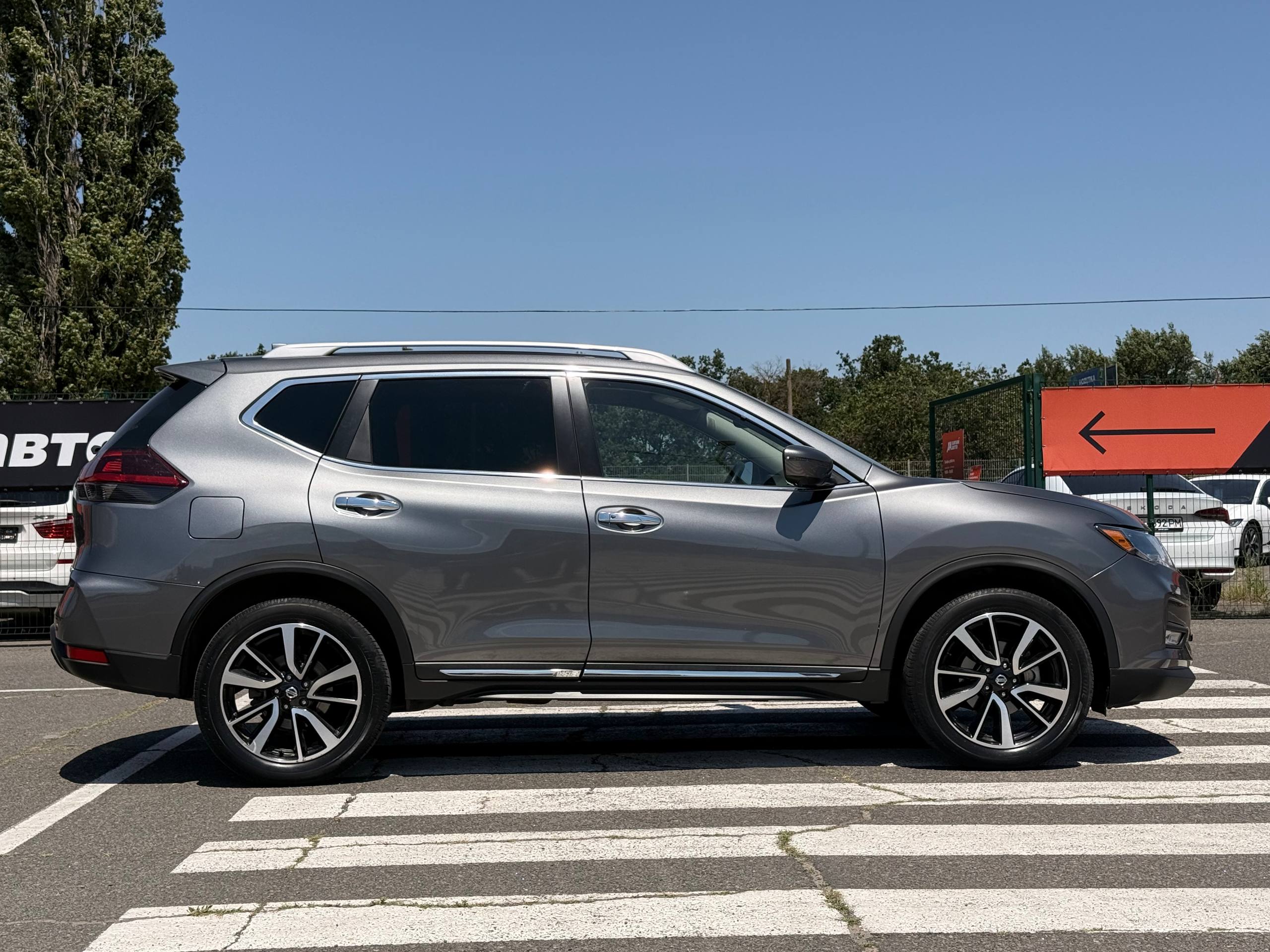 Nissan-14