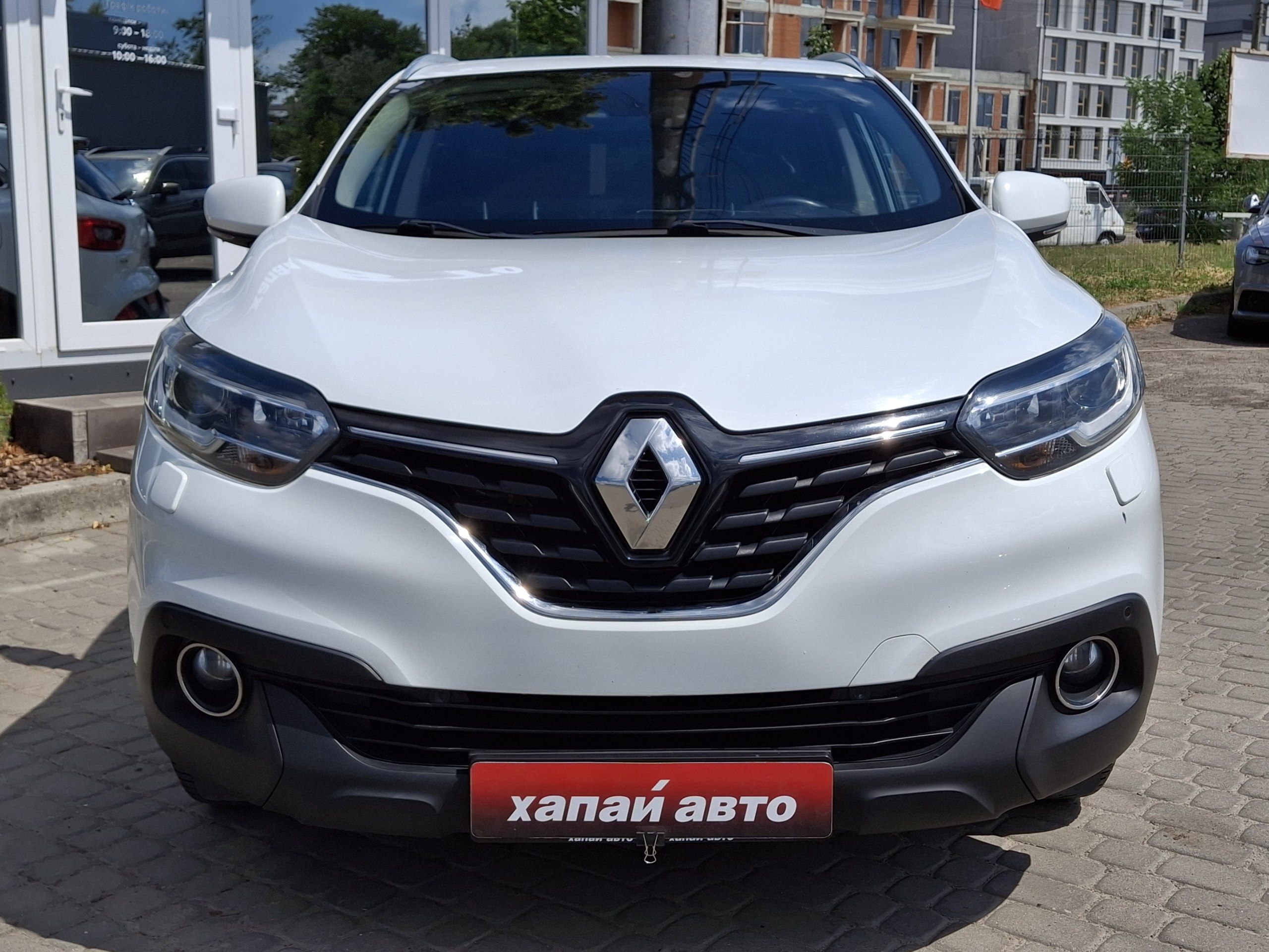 Renault-0