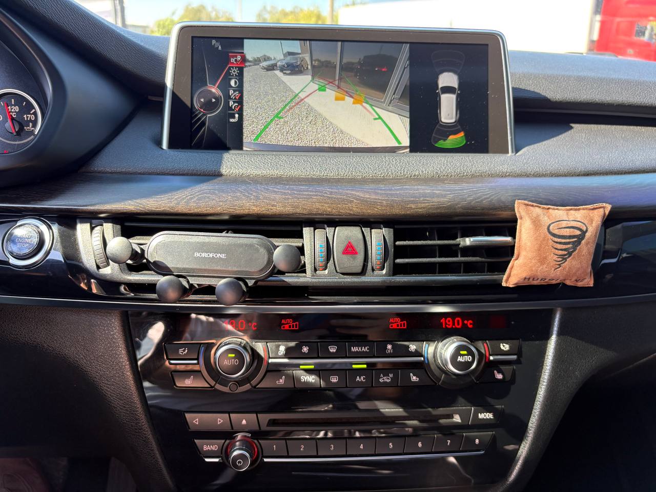 BMW-4