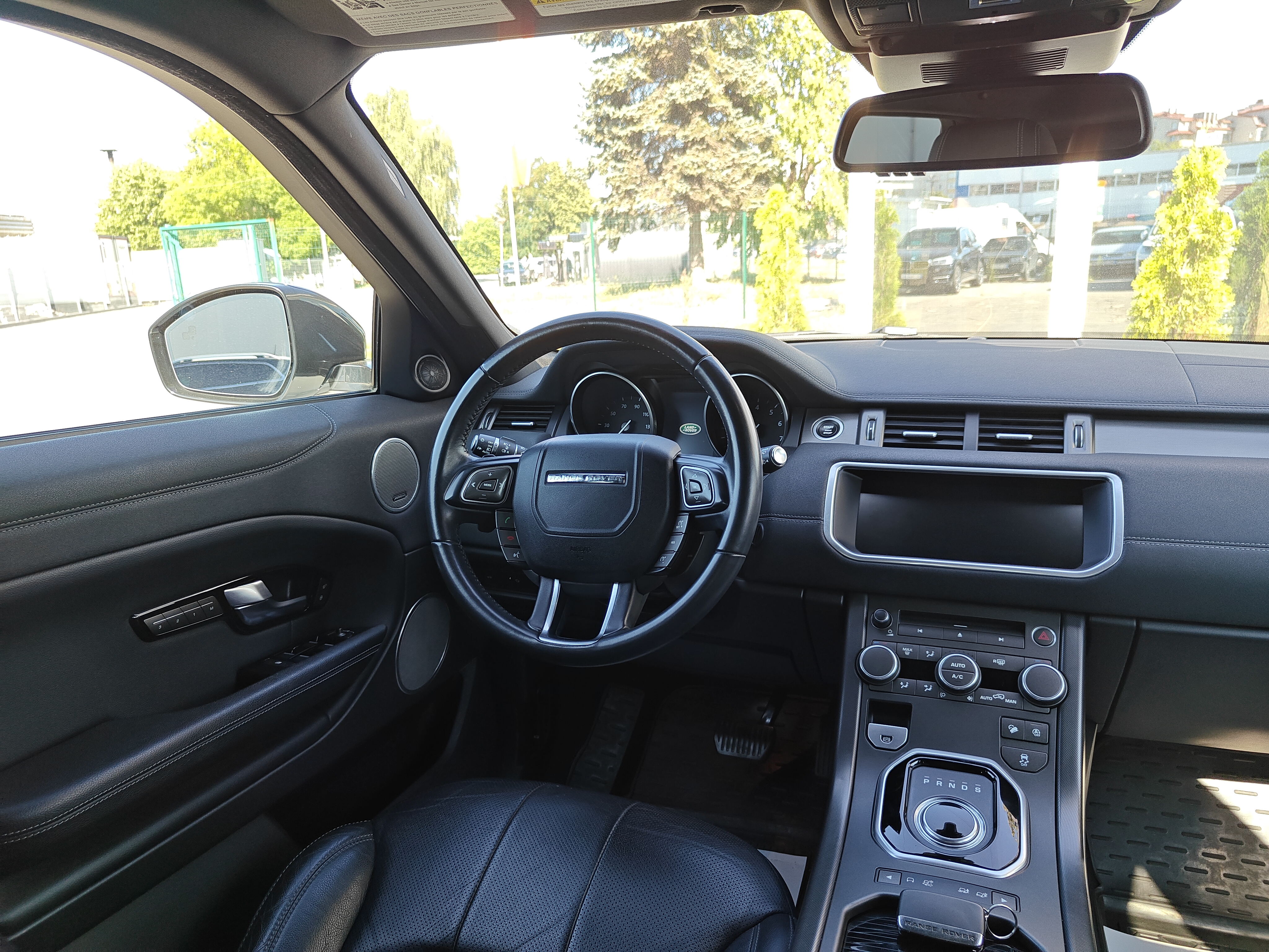 Land Rover-27