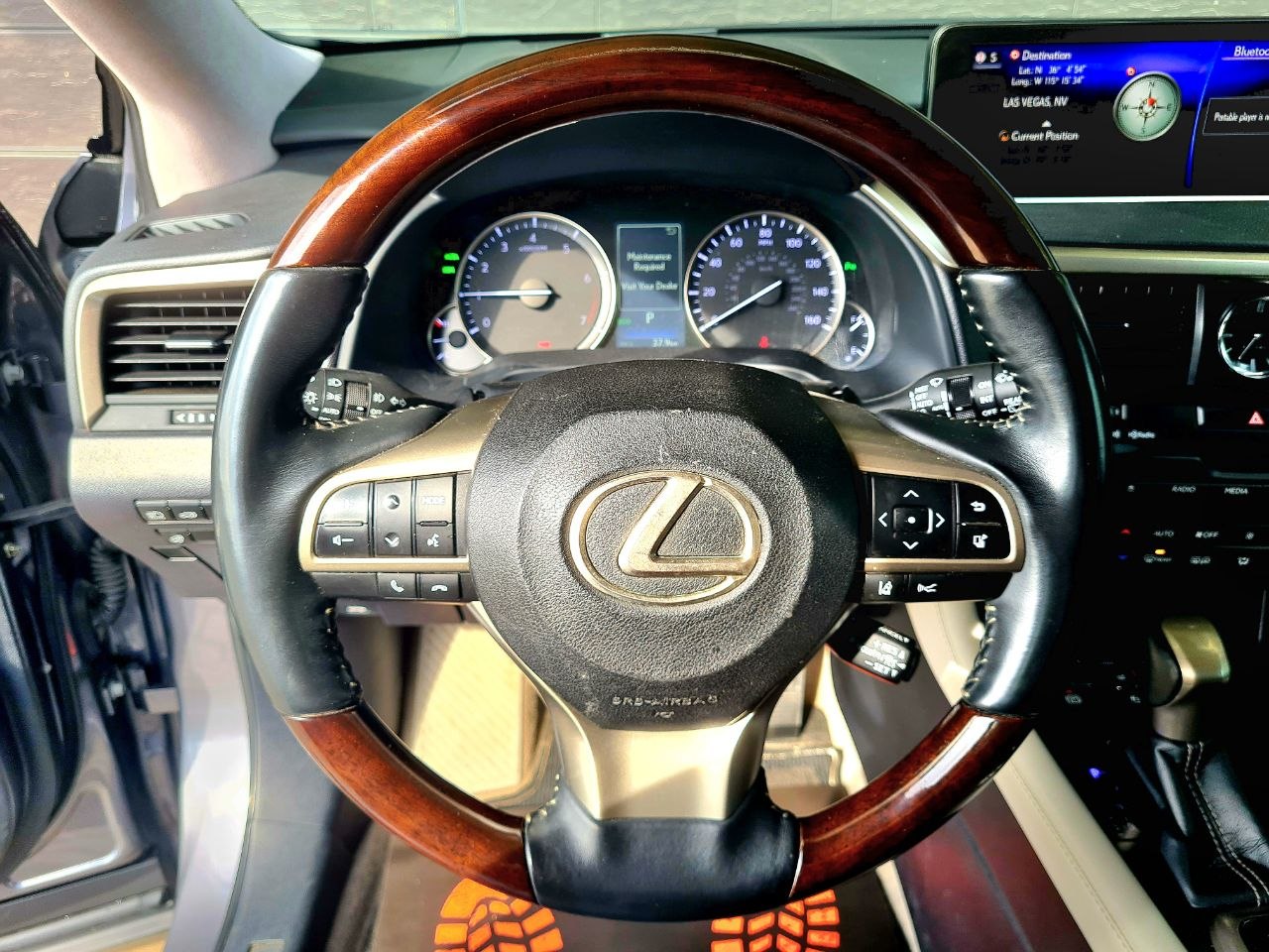 Lexus-7