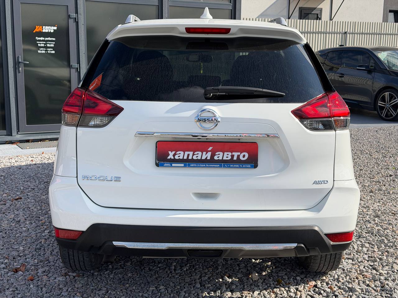 Nissan-4
