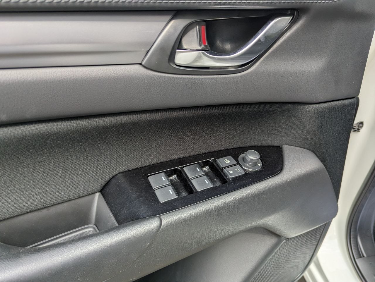 Mazda-8