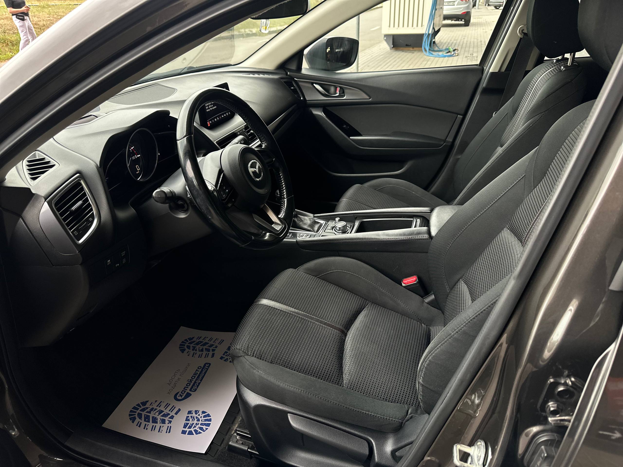 Mazda-16