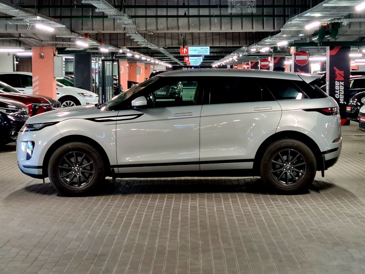 Land Rover-9
