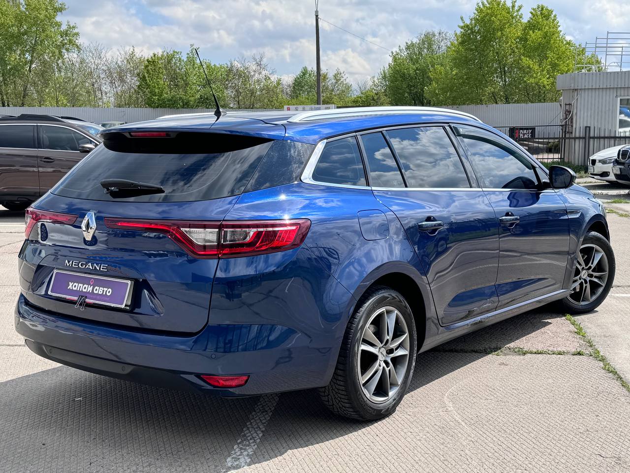 Рено Меган (Renault Megane) - купить Рено Меган бу, купить Renault Megane  универсал в кредит| ХАПАЙ