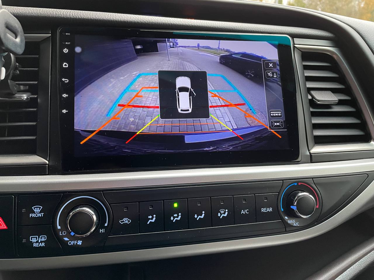 Toyota Highlander 2018