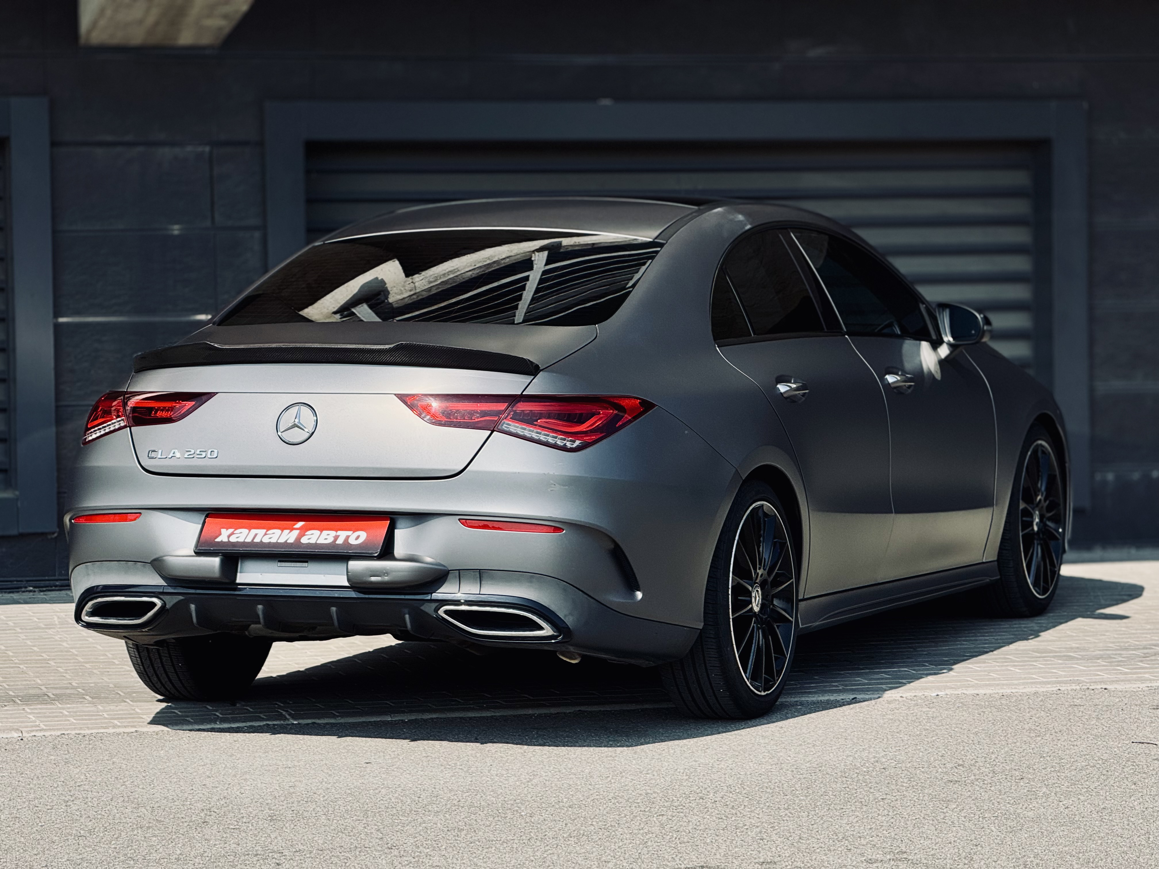 Mercedes-Benz-15