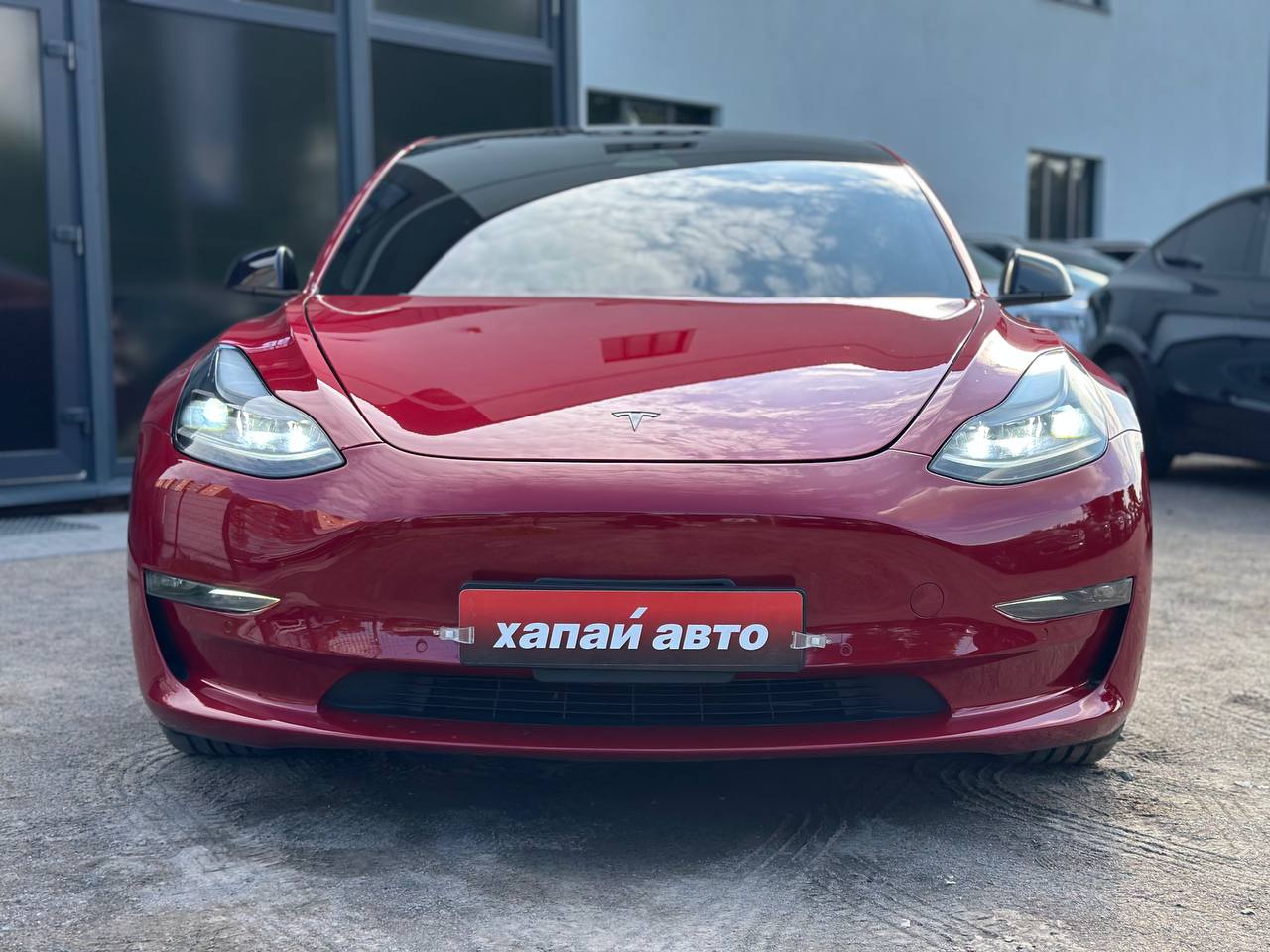 Tesla-0