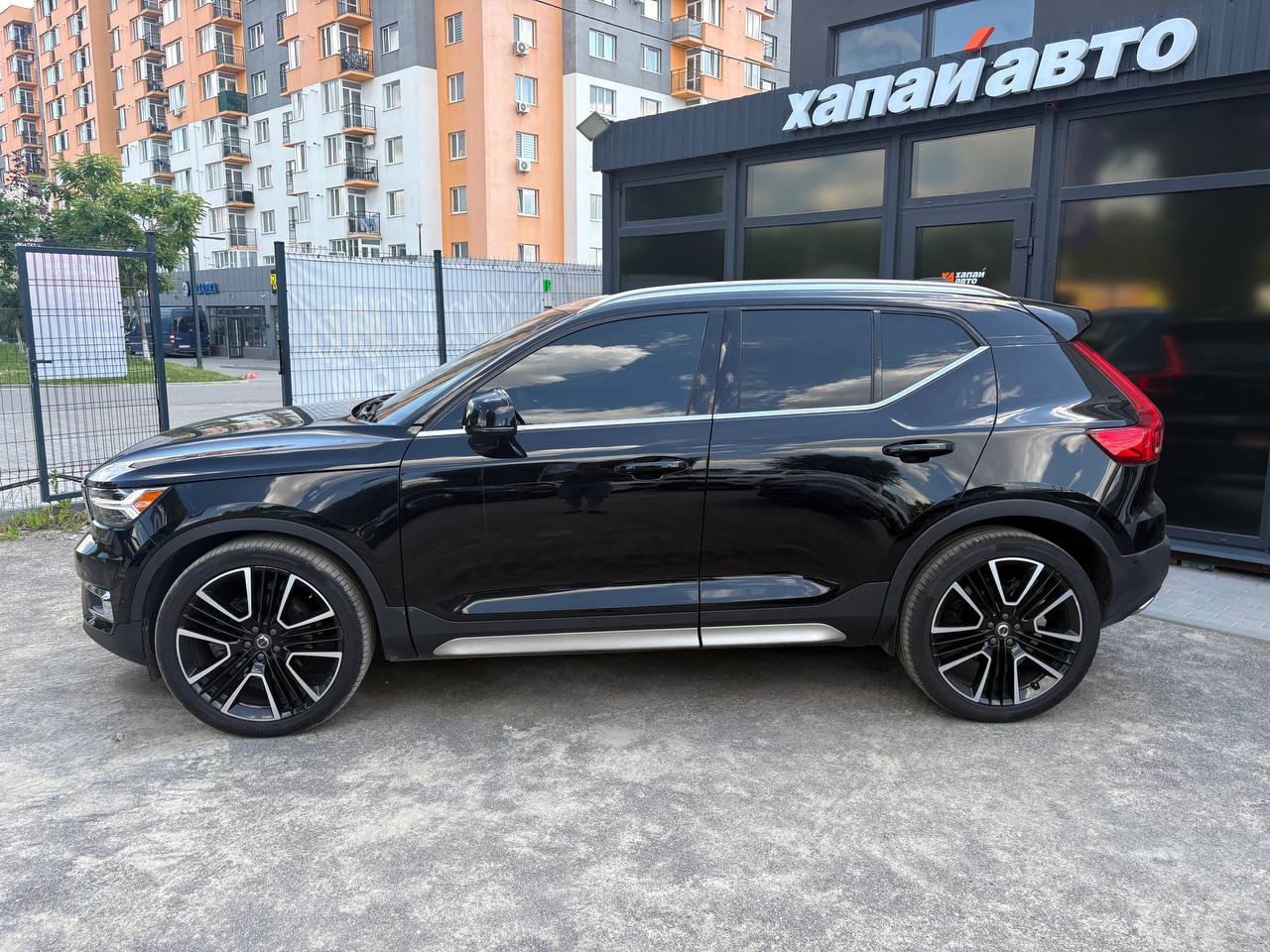 Volvo-23