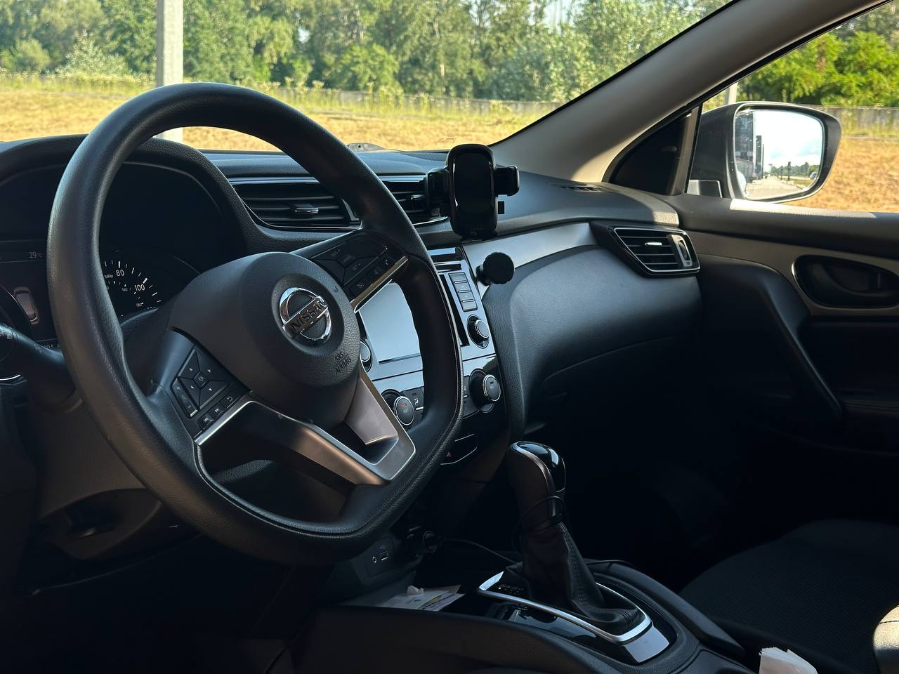 Nissan-22