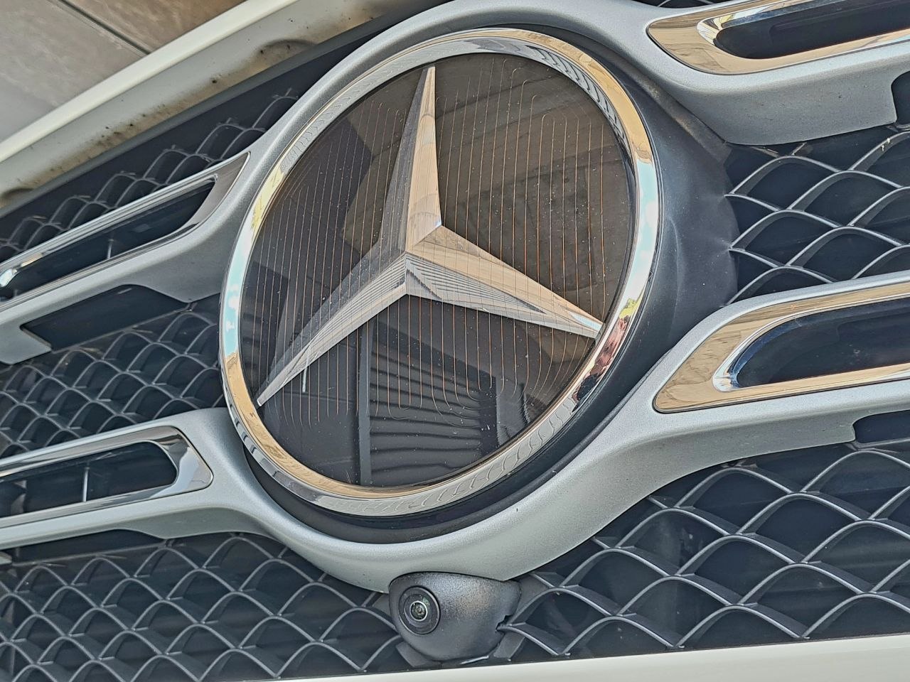 Mercedes-Benz-9