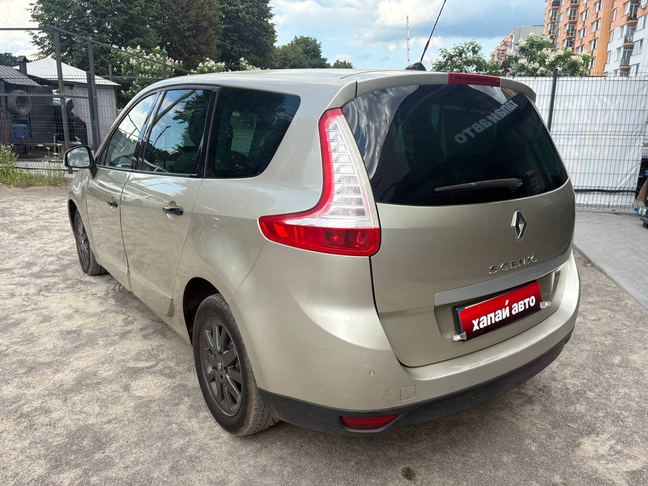 Renault-6
