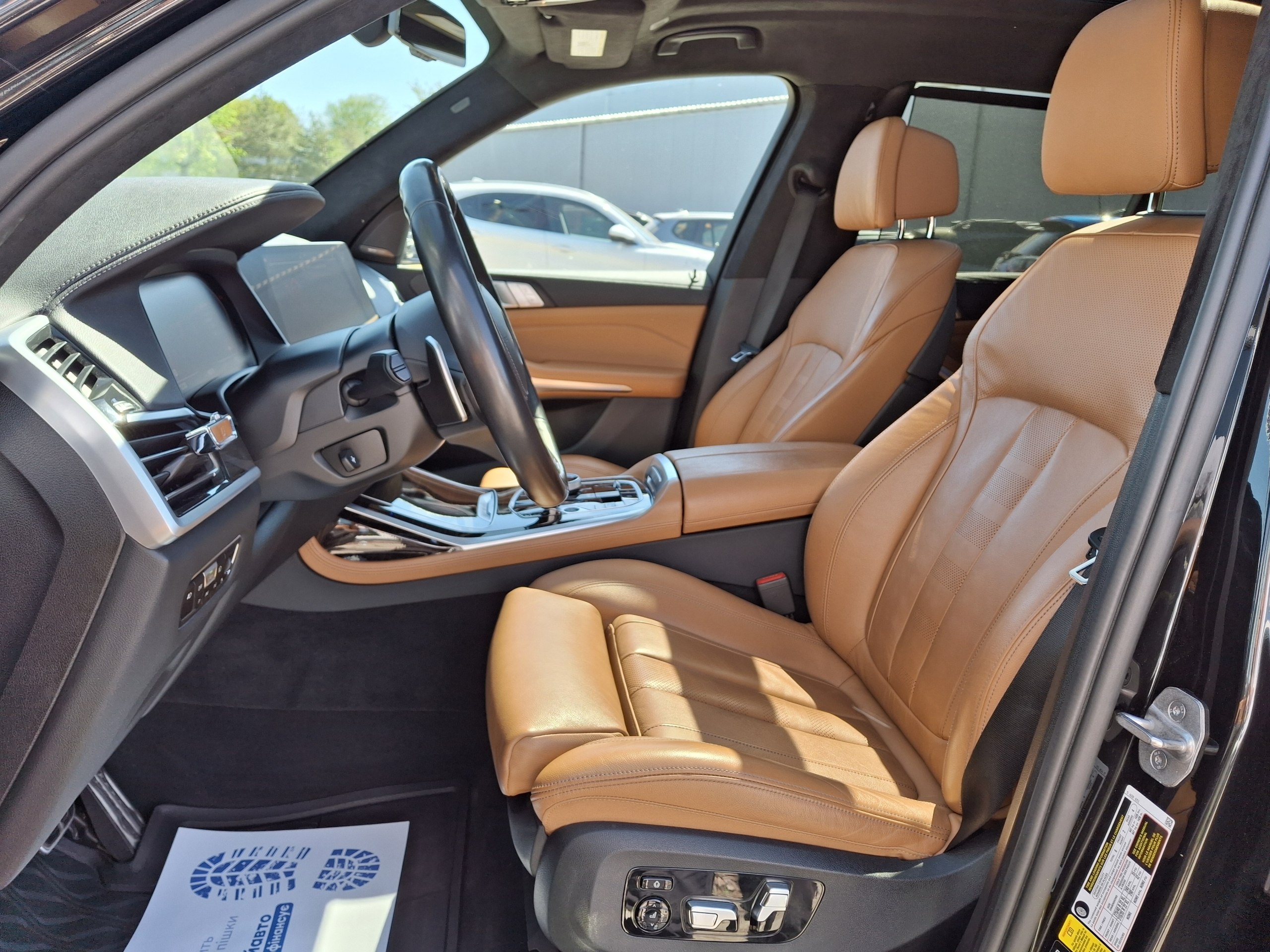 BMW-12
