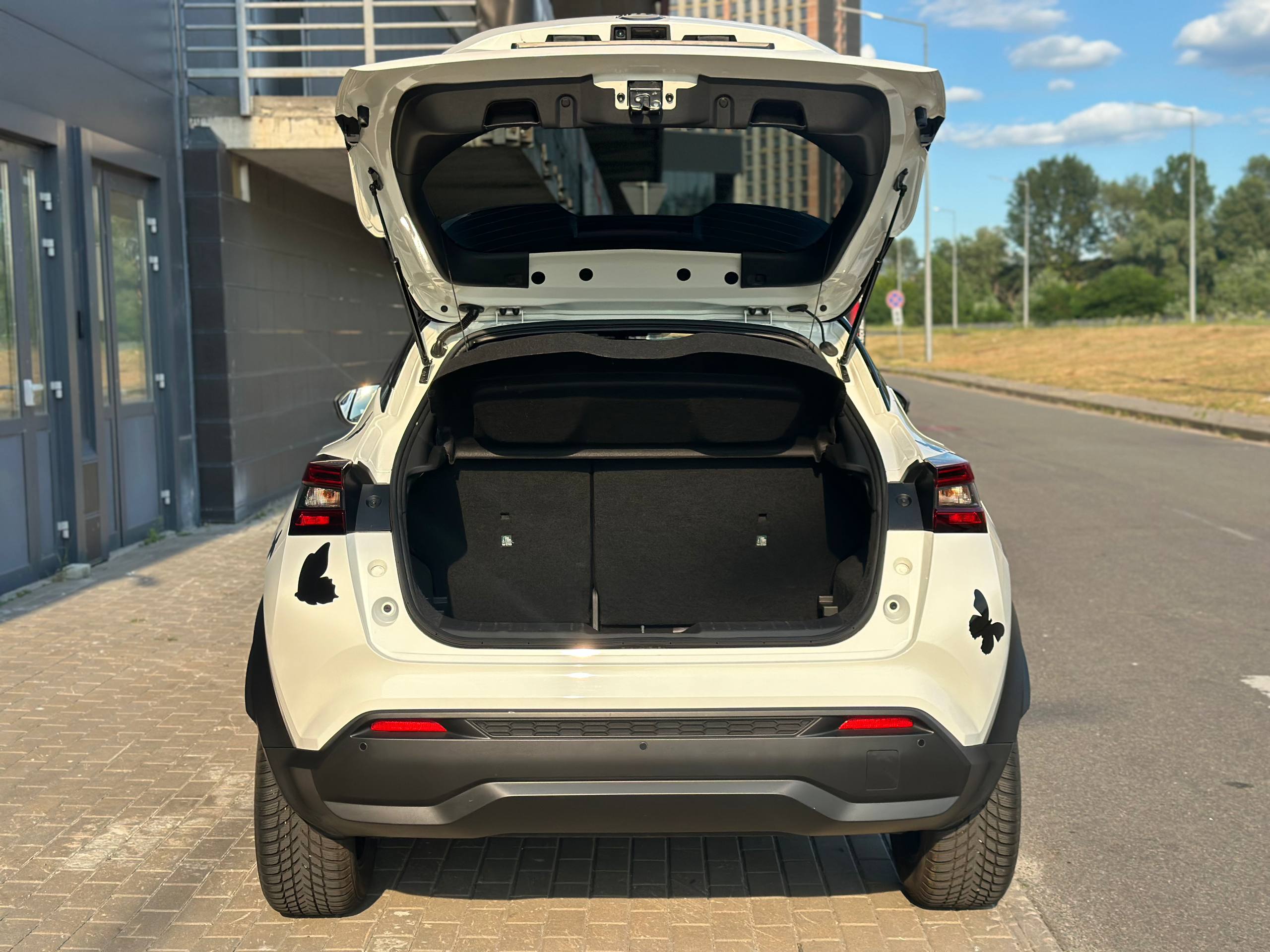 Nissan-19