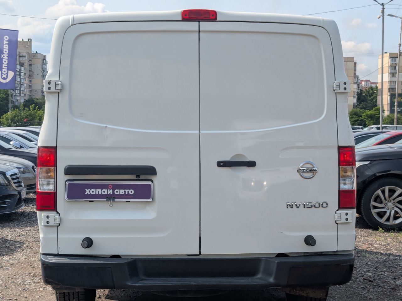 Nissan-19