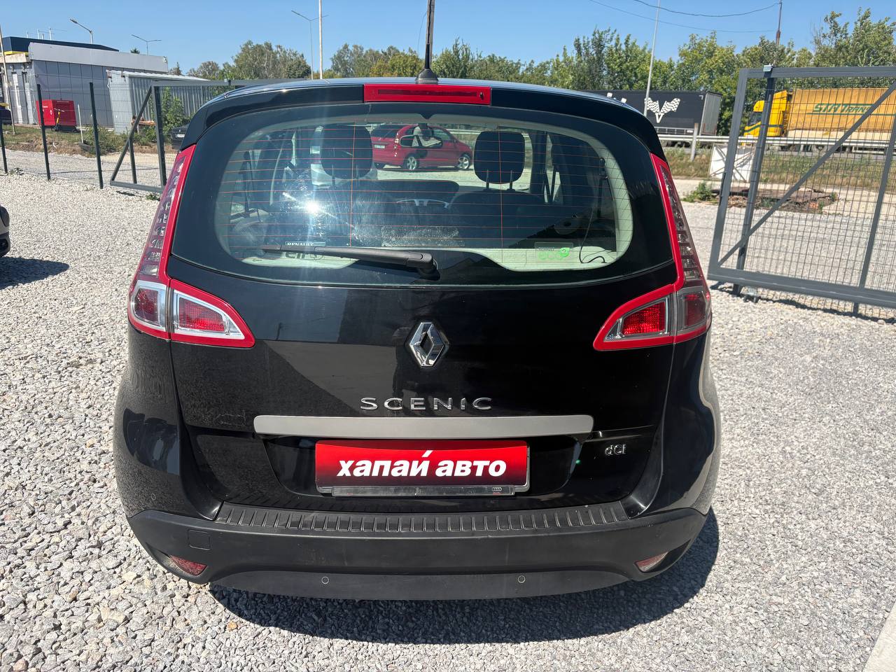 Renault-8