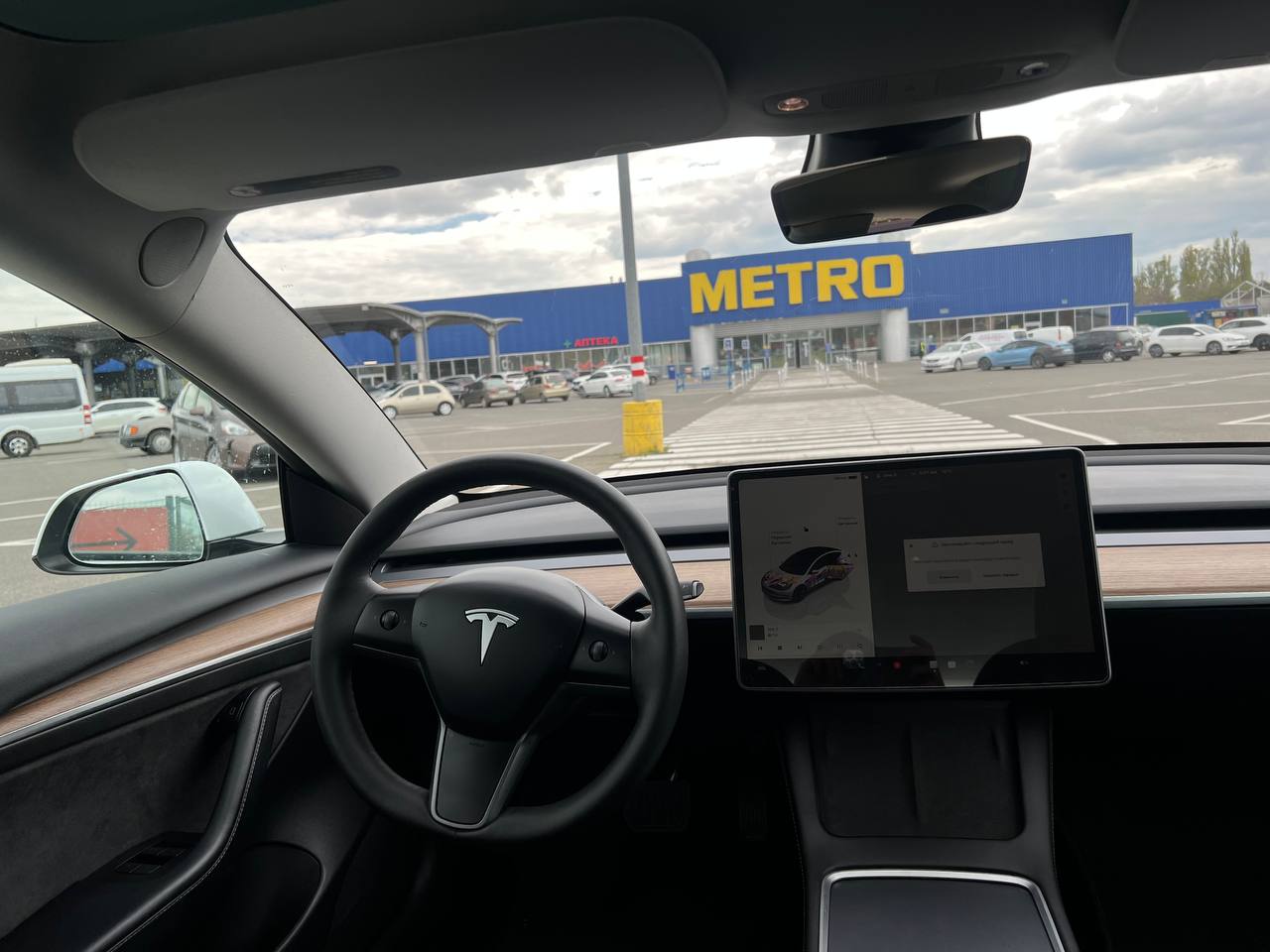Tesla-18