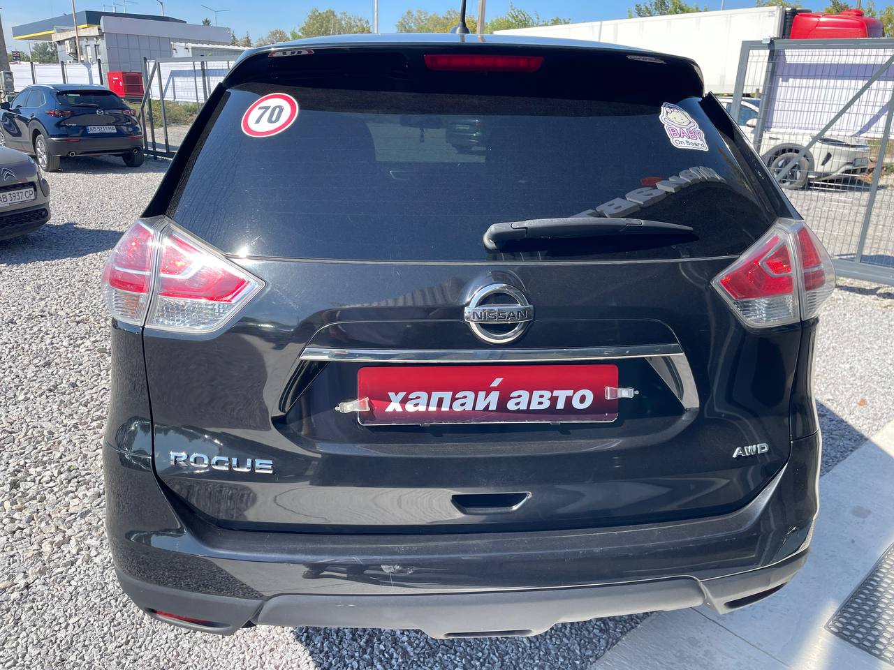 Nissan-12