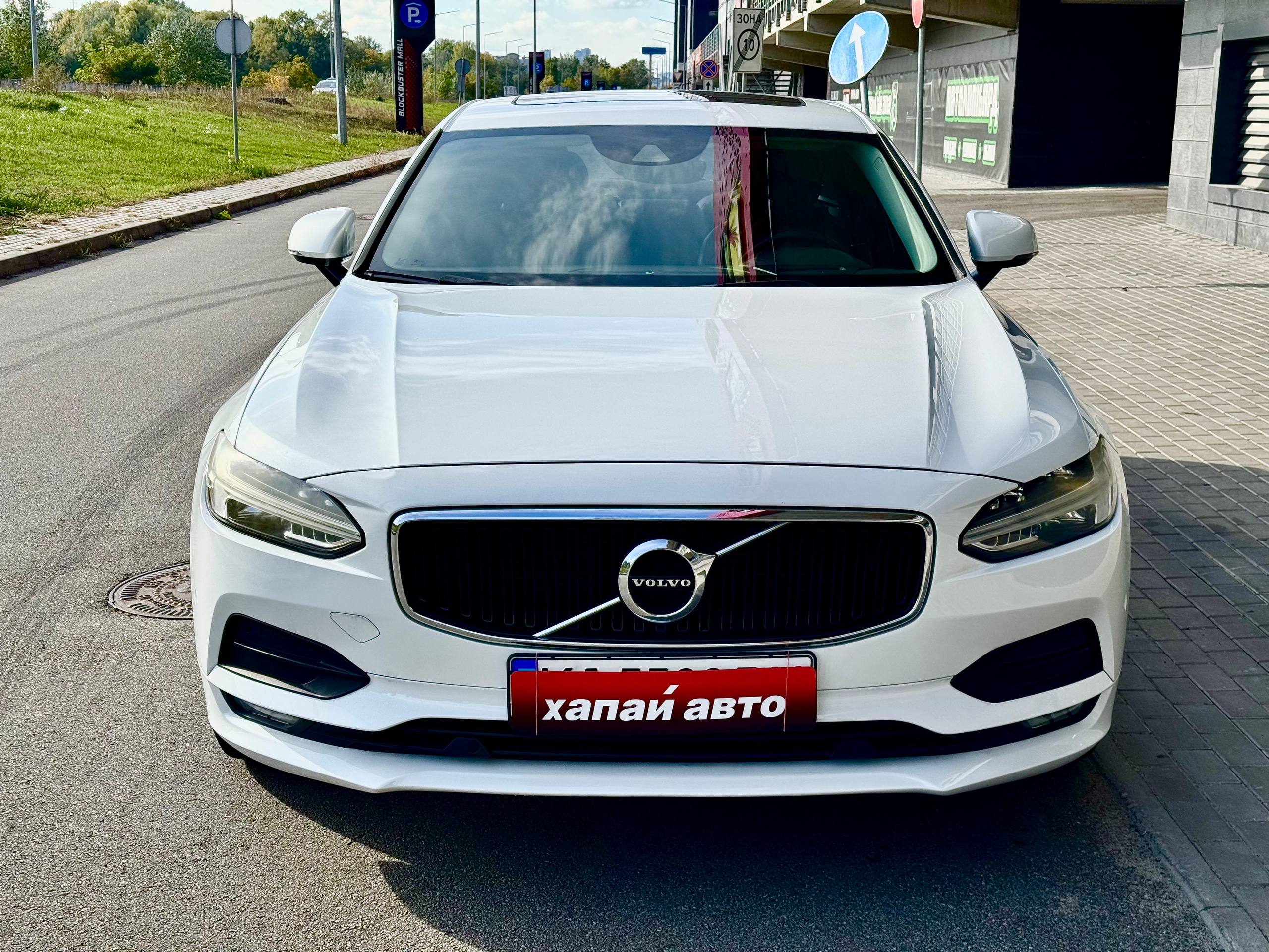 Volvo-13