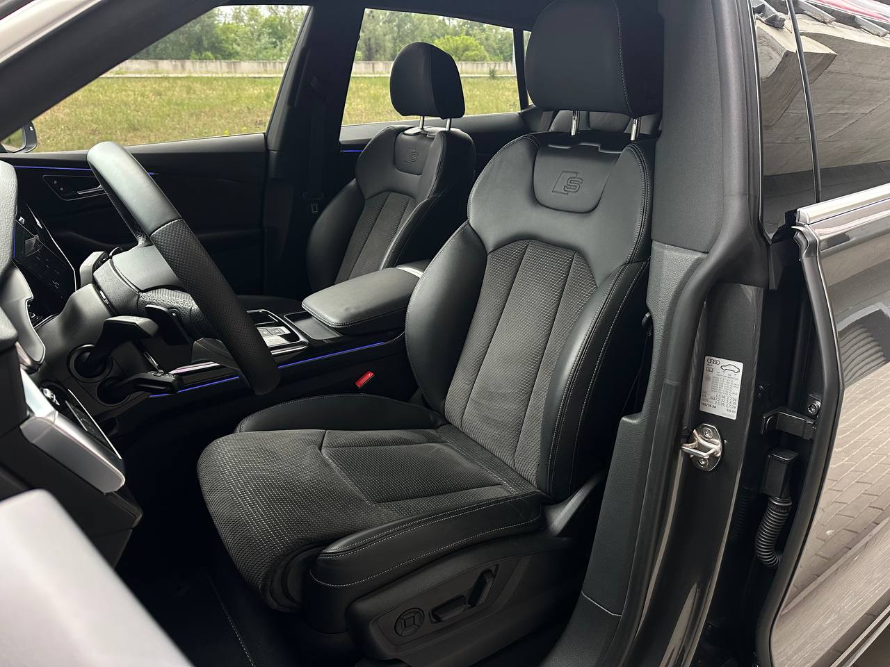 Audi-2
