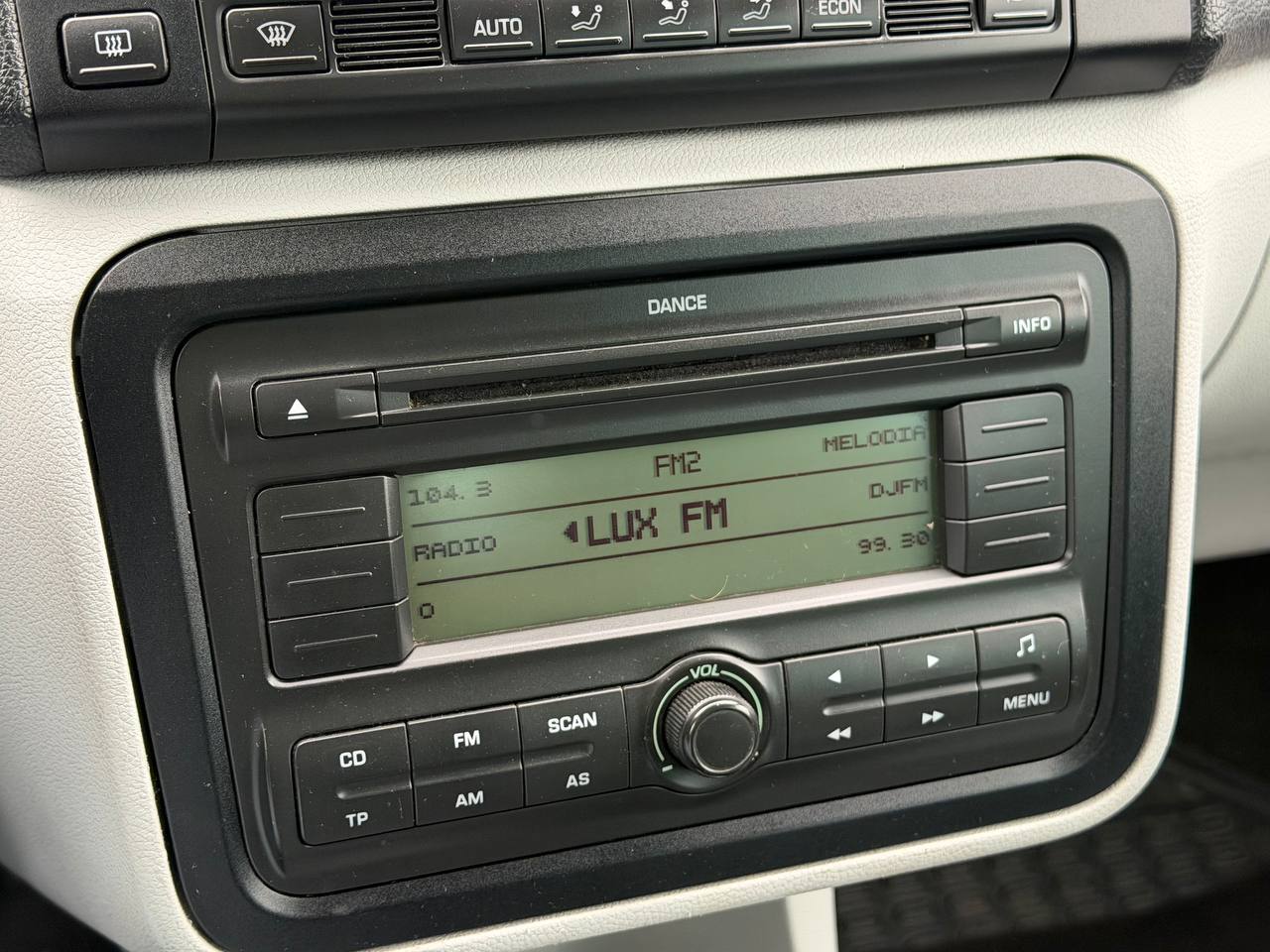 Skoda-1
