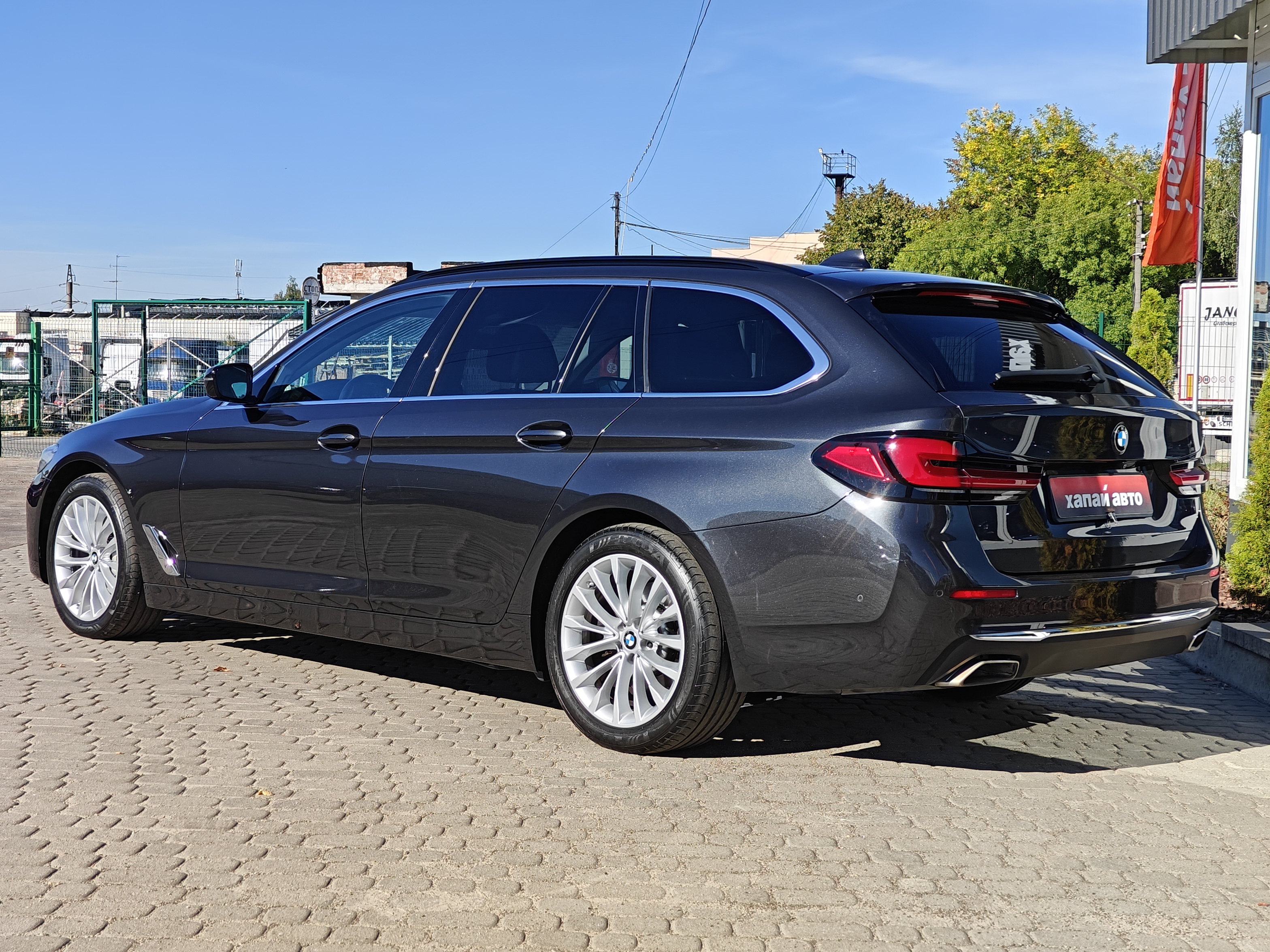 BMW-28
