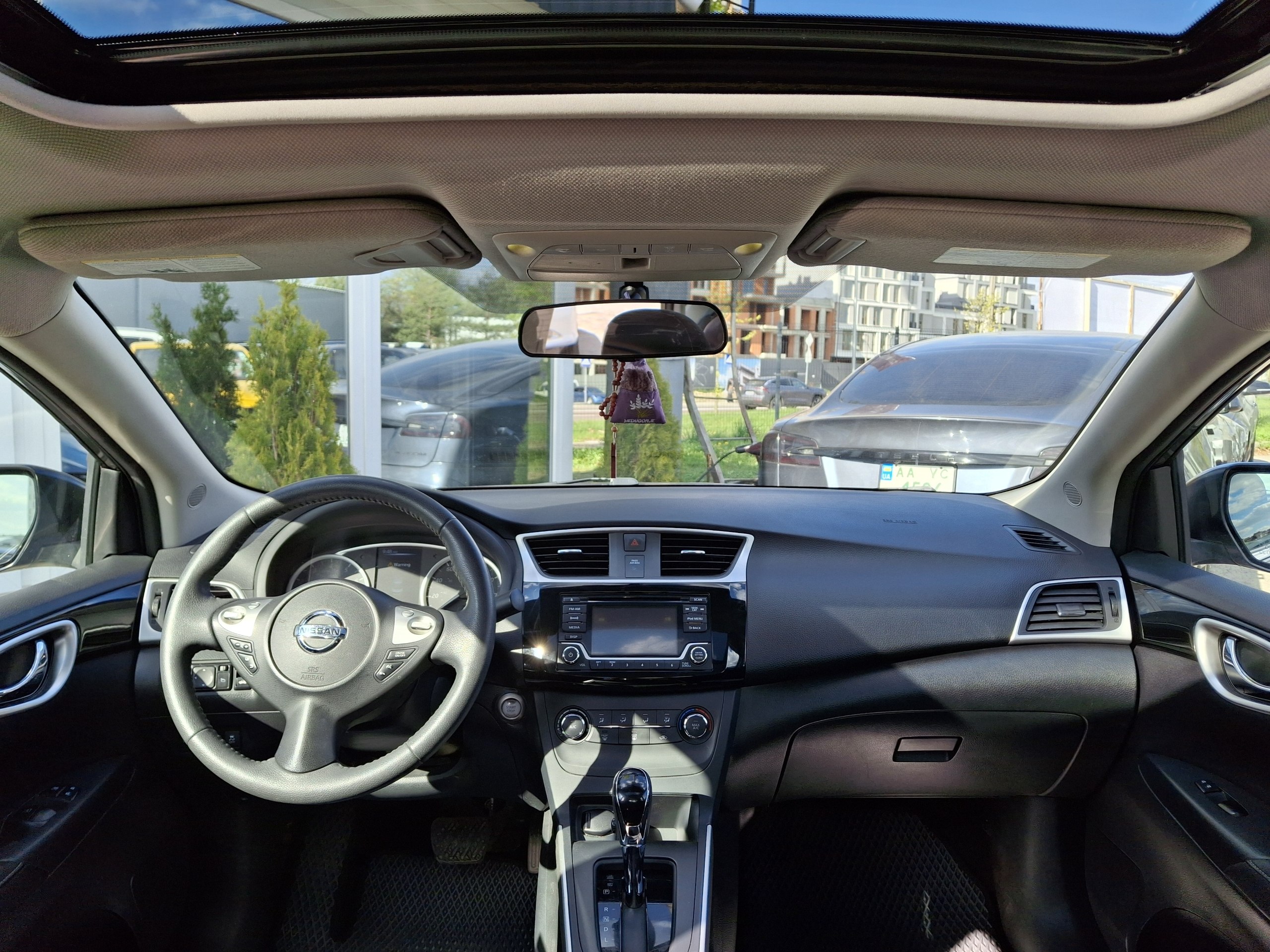 Nissan-15