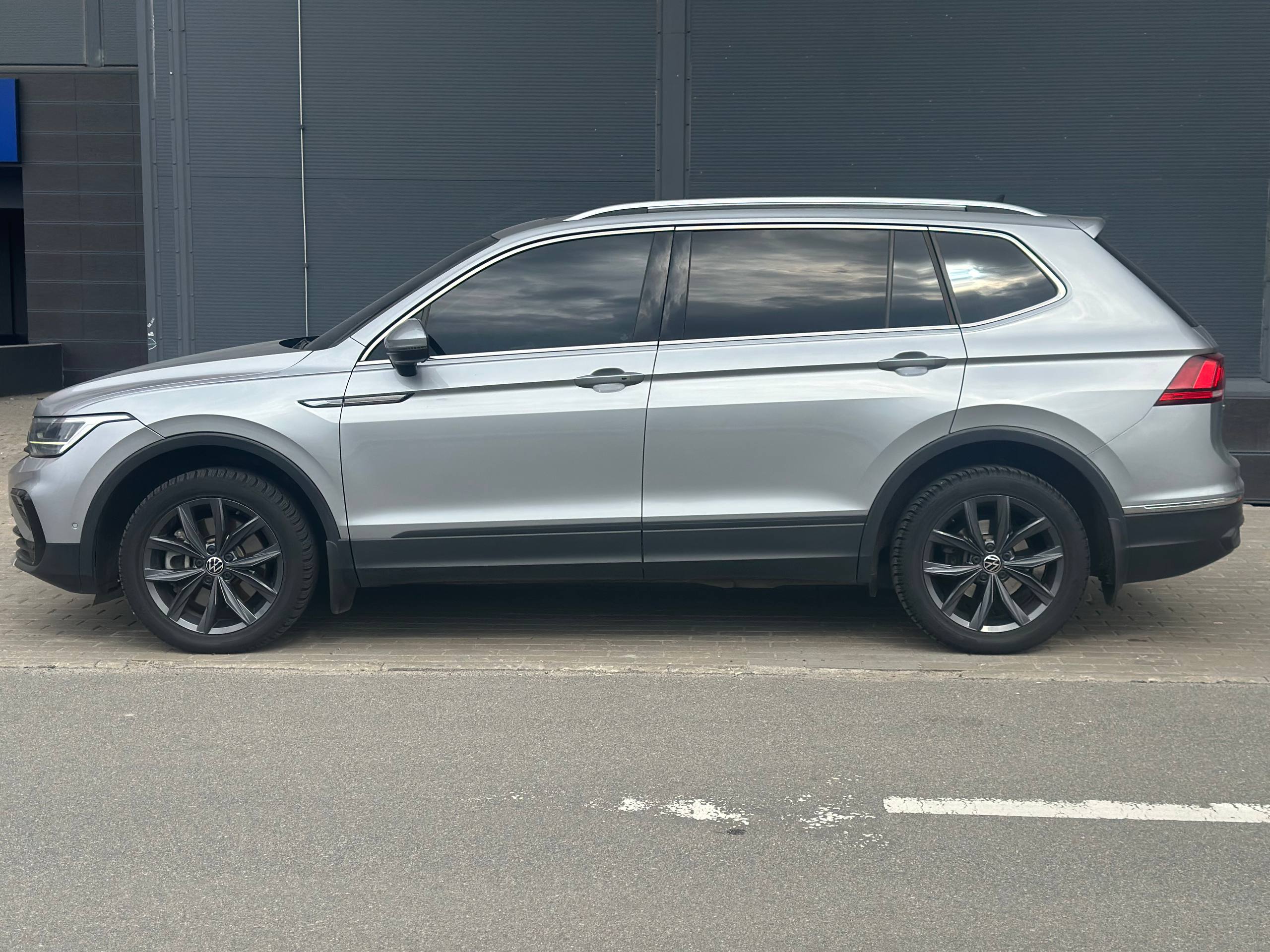 Volkswagen Tiguan 2021
