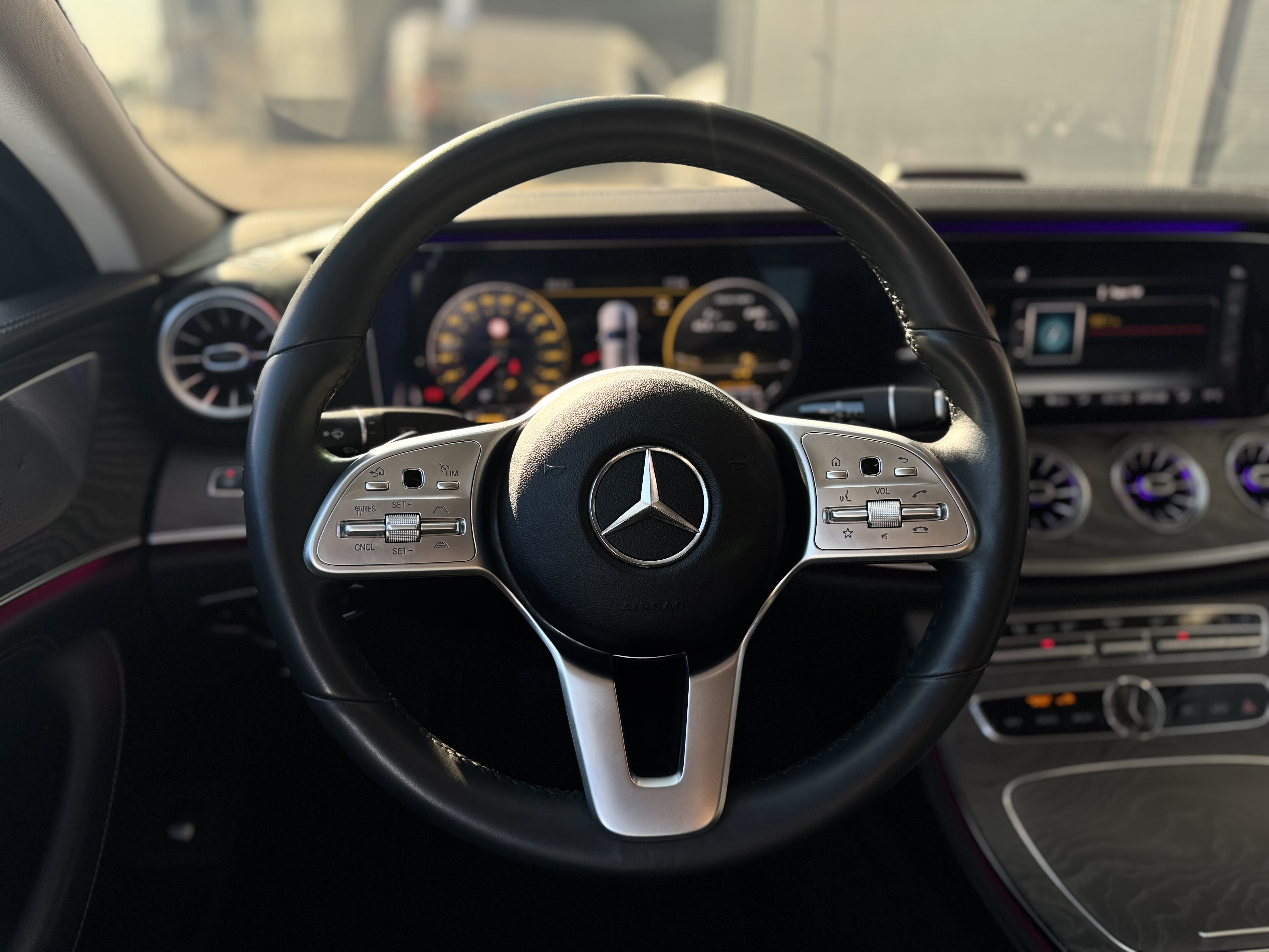 Mercedes-Benz-2