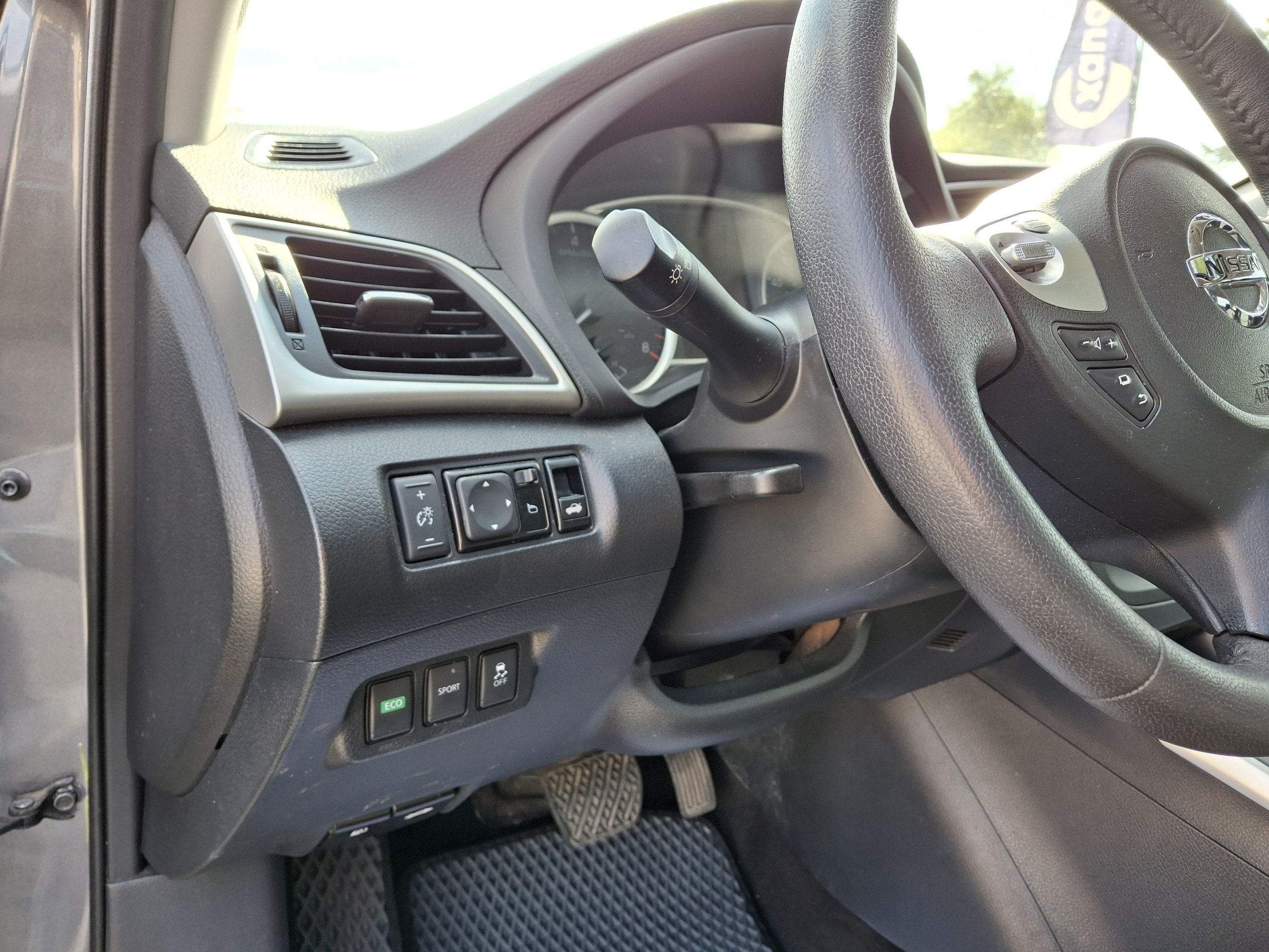 Nissan-13