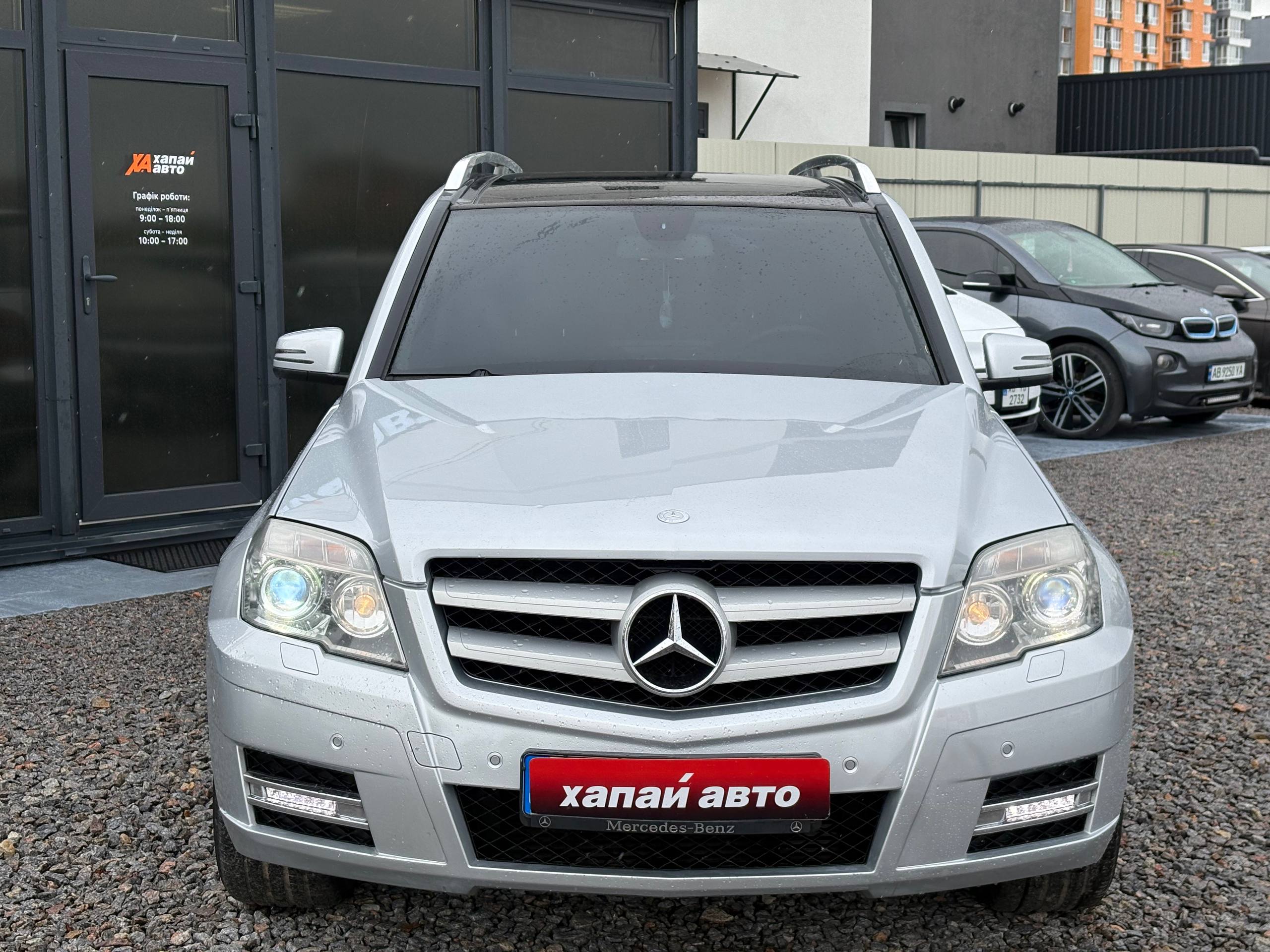 Mercedes-Benz-3