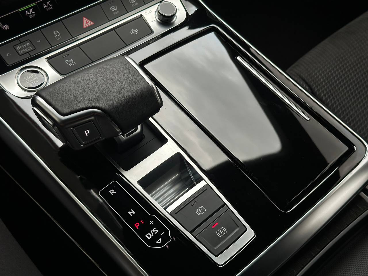 Audi-22