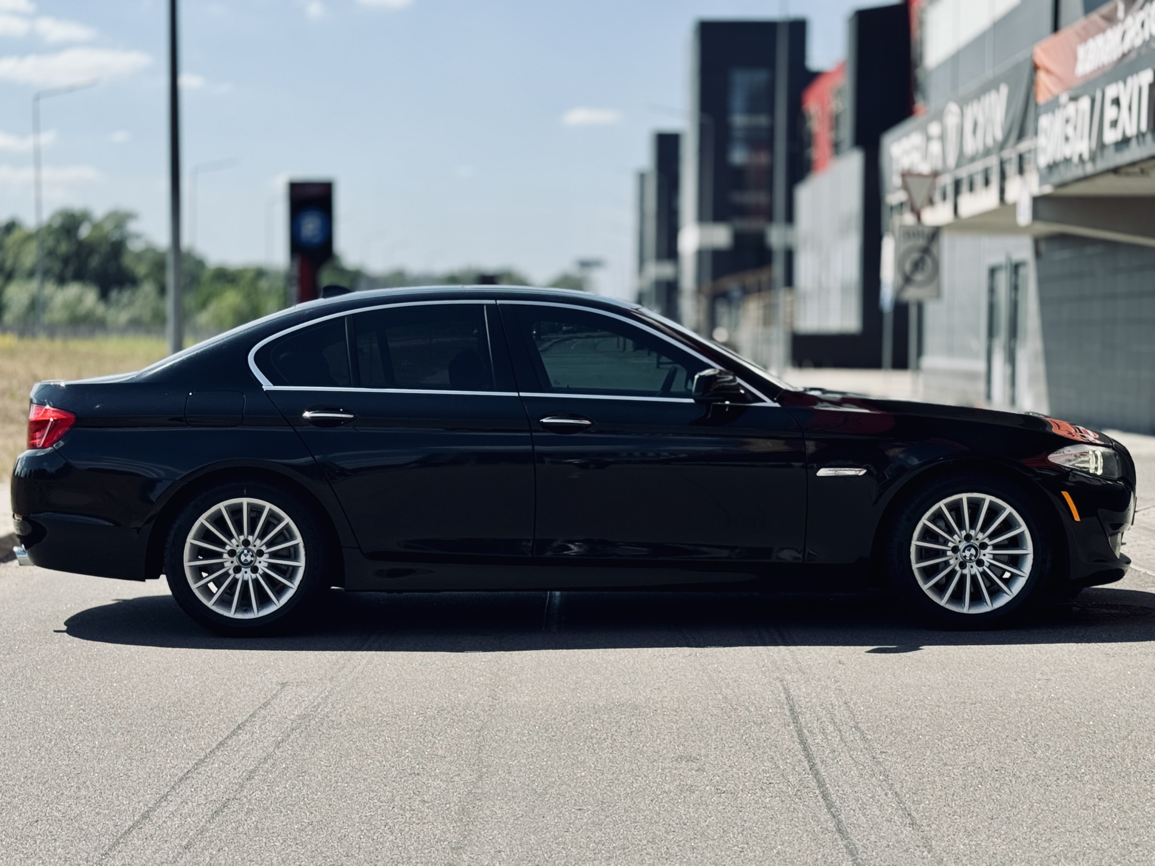 BMW-11