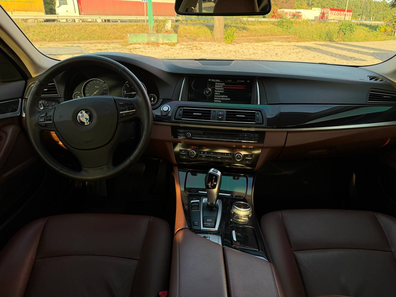 BMW-12