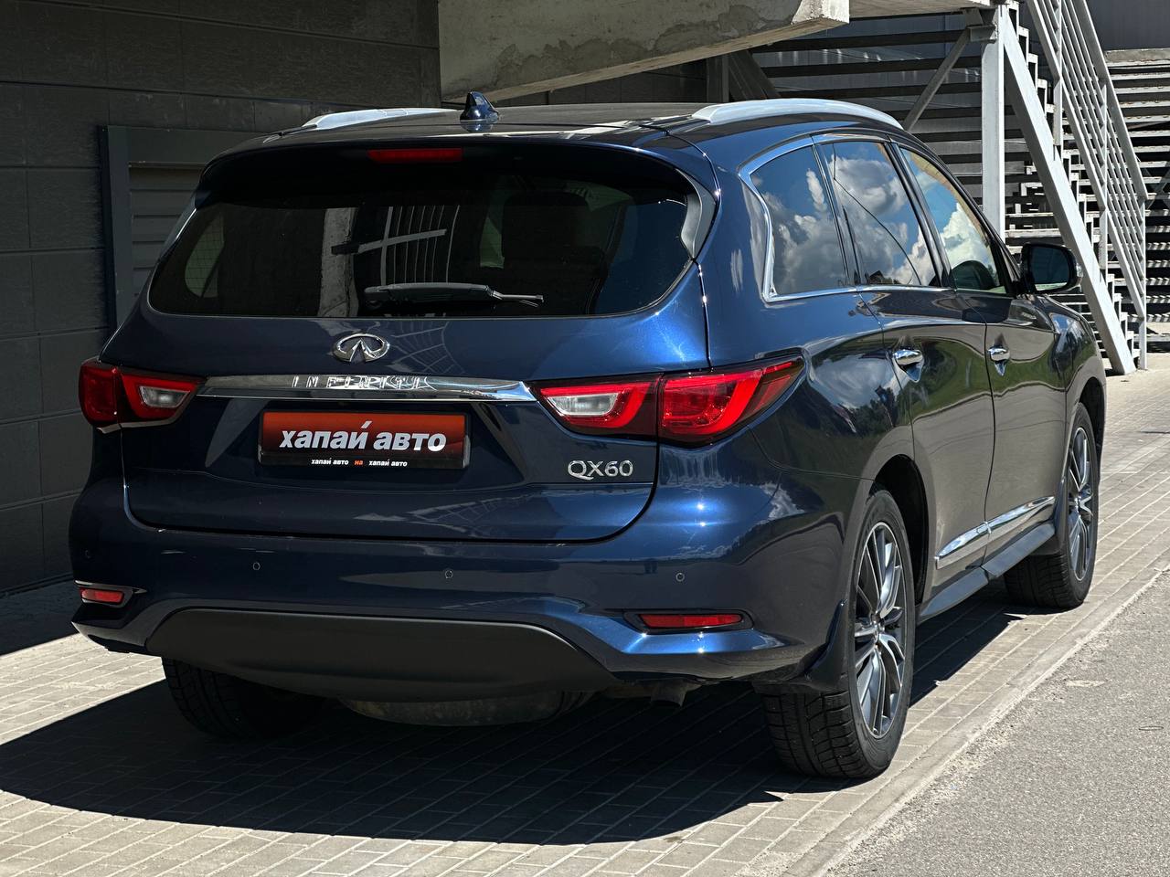 Infiniti-11