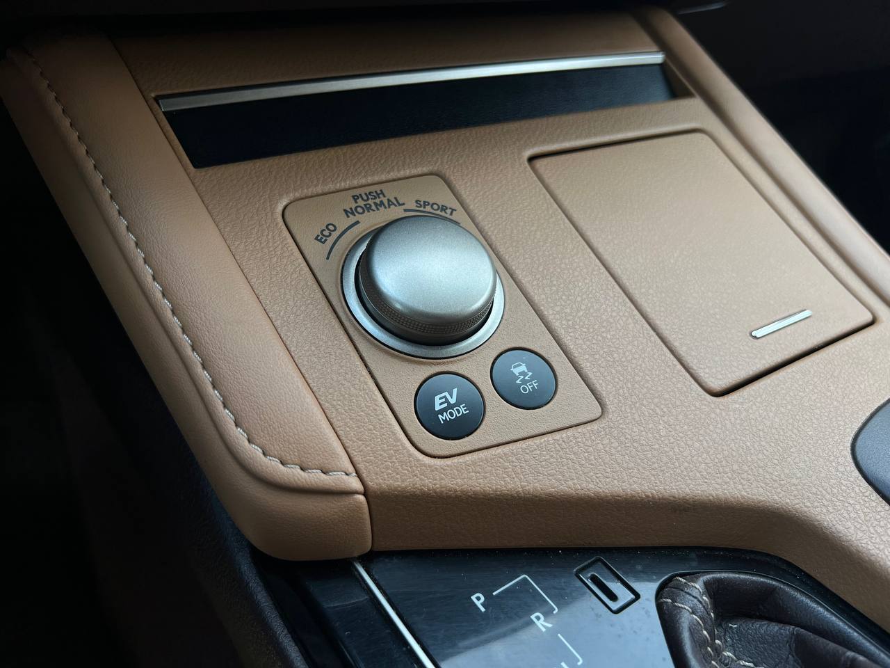 Lexus-21