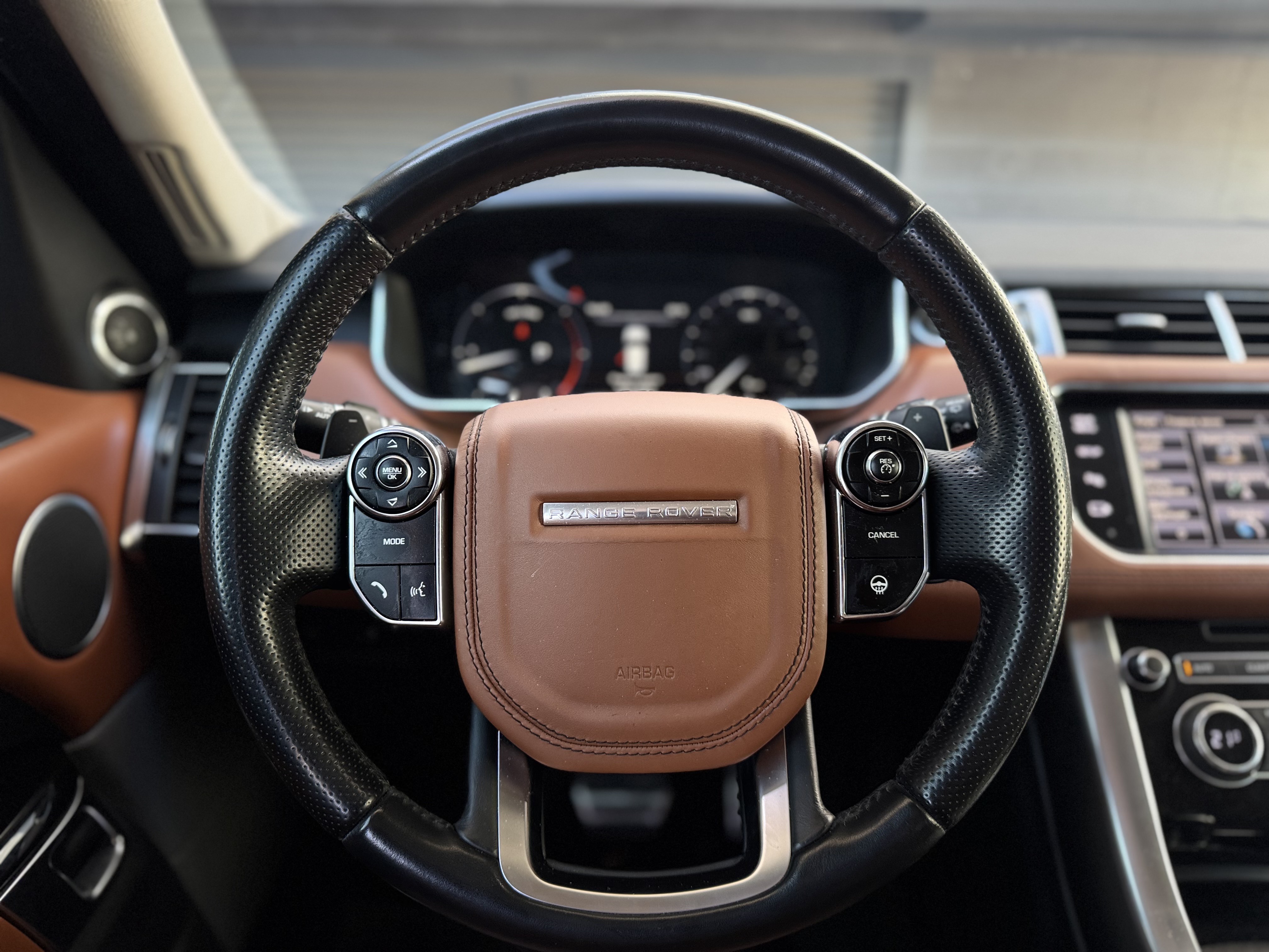 Land Rover-1