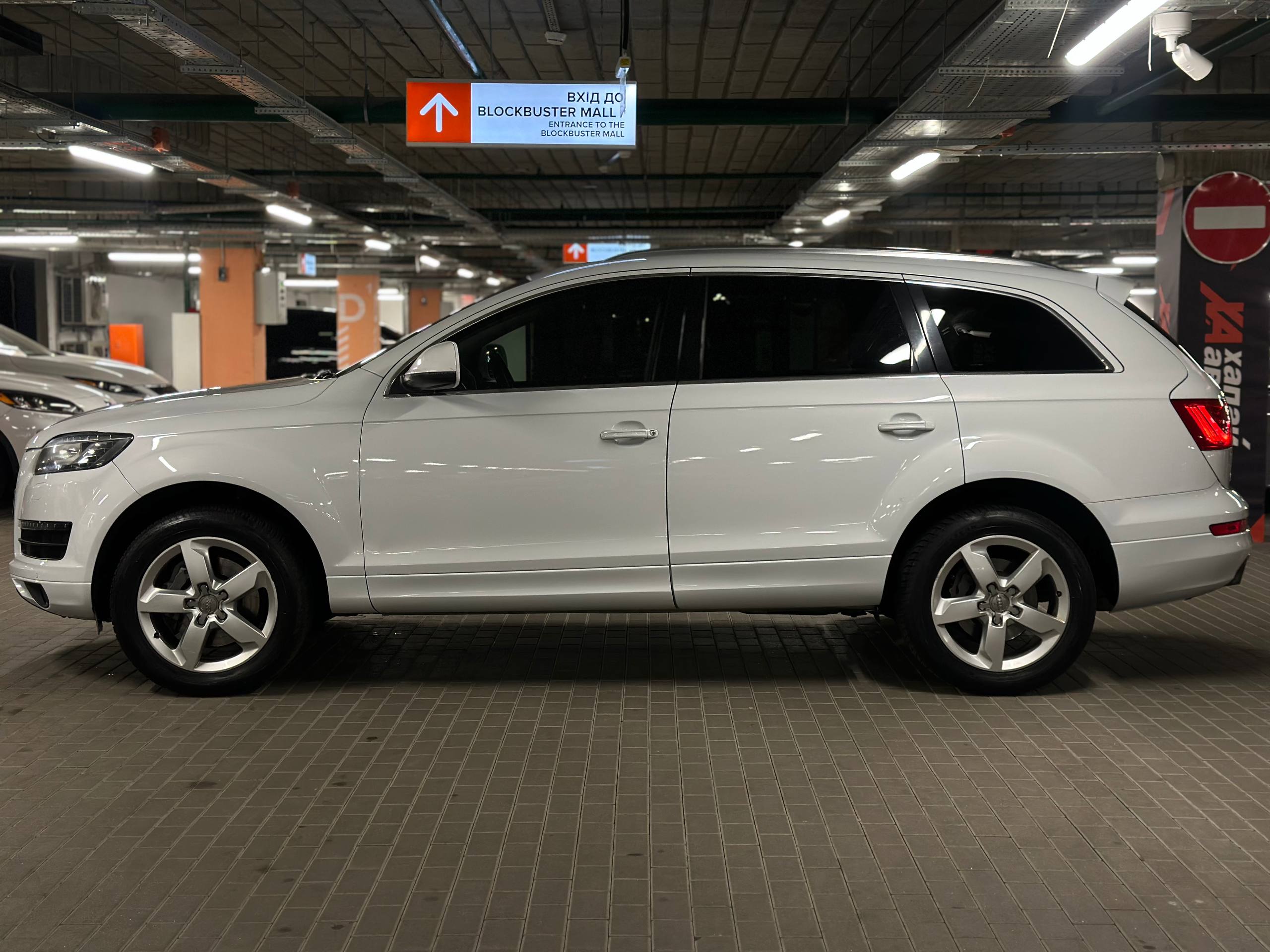 Audi-5