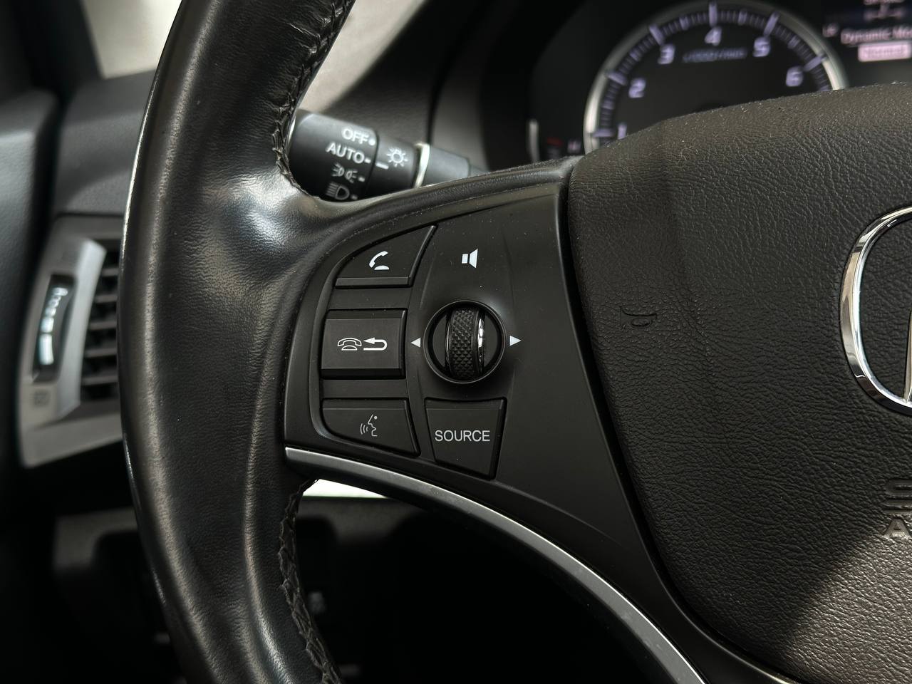 Acura-6